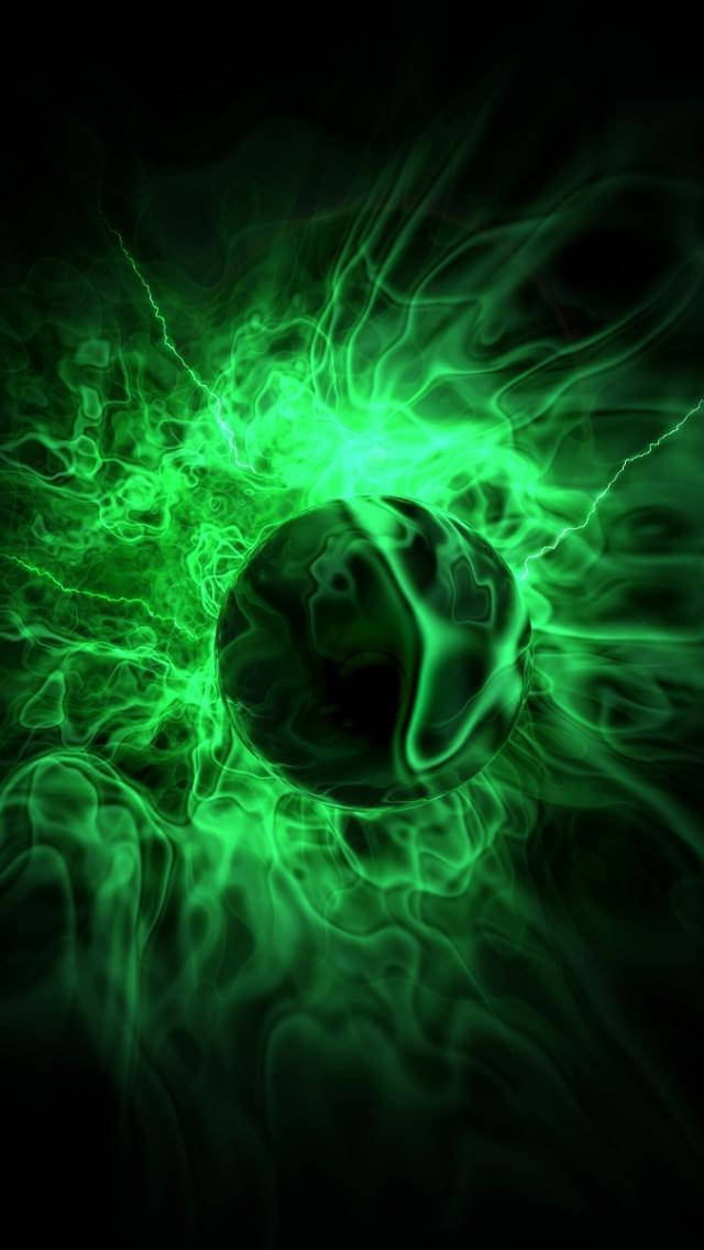 Flames 桌布 壁紙 — 一個發光的綠色球體在黑色虛空中散發出電能和旋轉的電漿。