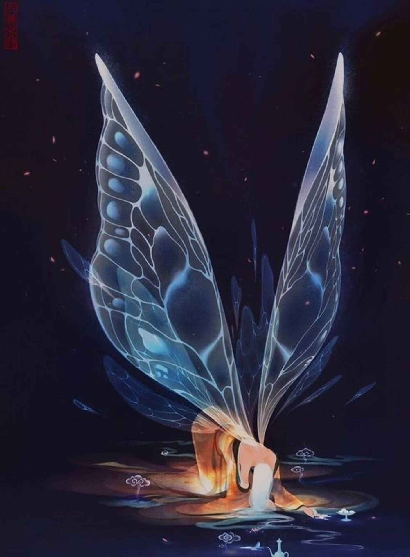 一個發光的藍翼仙子，在星空下從黑暗的水中升起。 — 仙女 GIF 壁紙
