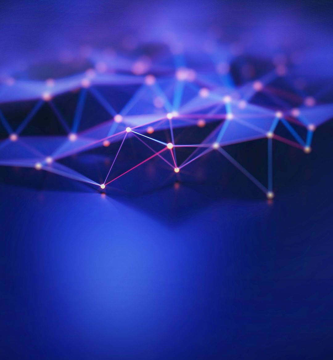 Cool Android 桌布 壁紙 — 一個發光的藍色和粉紅色連接點和線的網路漂浮在黑暗的數位空間中。