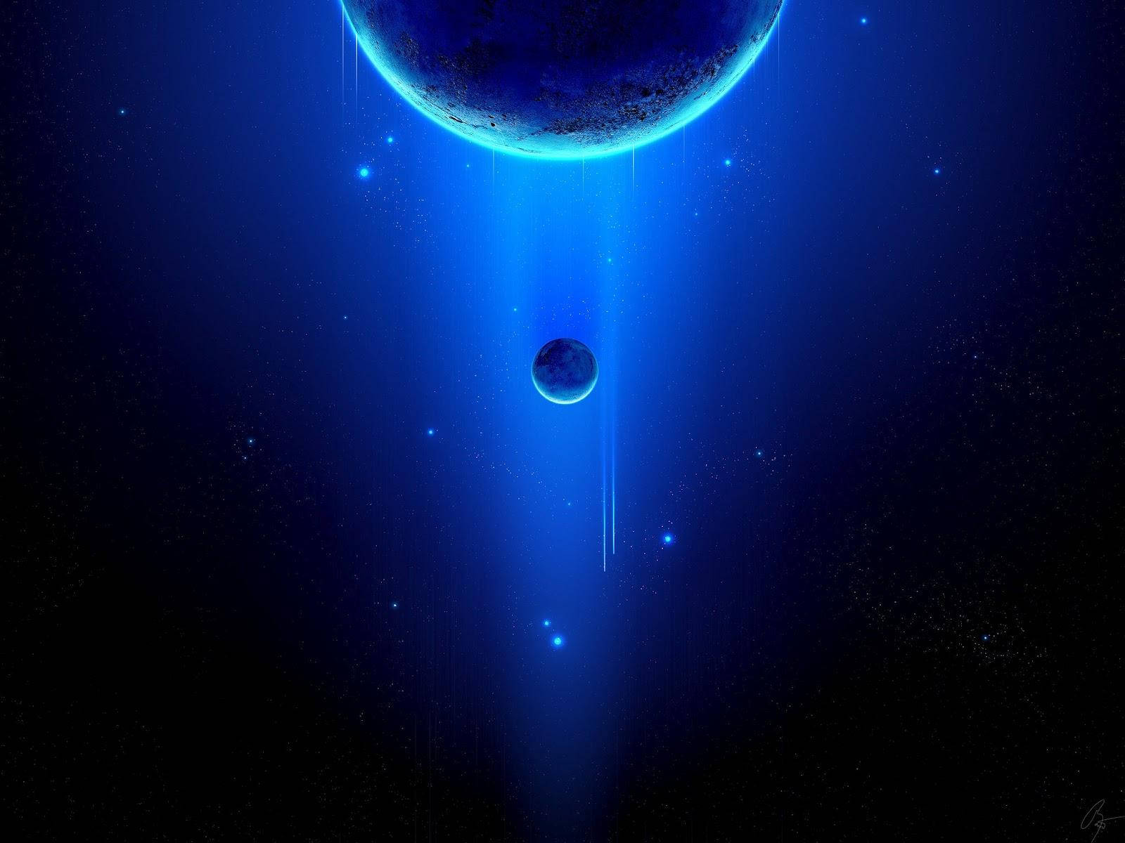 三星平板桌布 桌布 壁紙 — 一個發光的藍色宇宙場景，有一顆大行星將一束光芒照射到一個被星星環繞的小衛星上。
