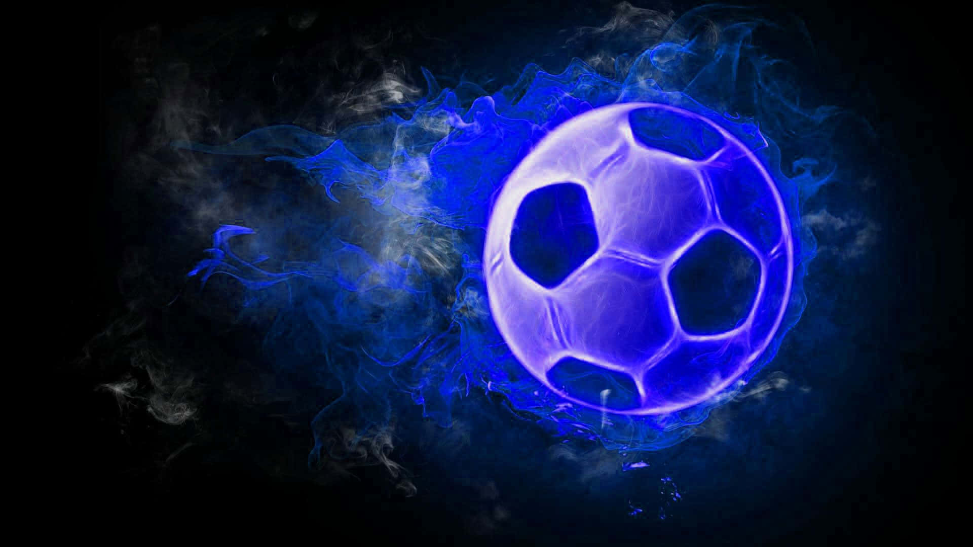 Football On Fire 桌布 壁紙 — 一個發光的藍色足球，被旋轉的電動煙霧包圍，背景為深色。