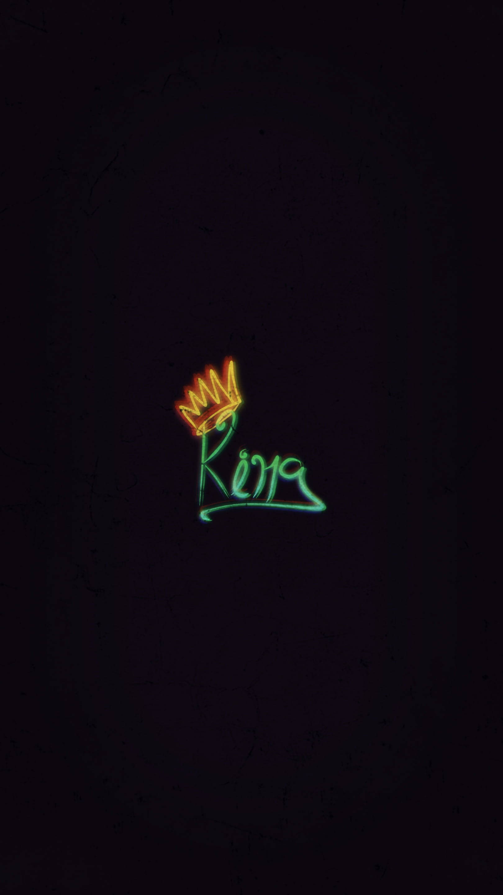 king iPhone 桌布 壁紙 — 一個發光的霓虹燈牌，拼寫著「Reina」，上方有一個皇冠，背景是深色紋理。