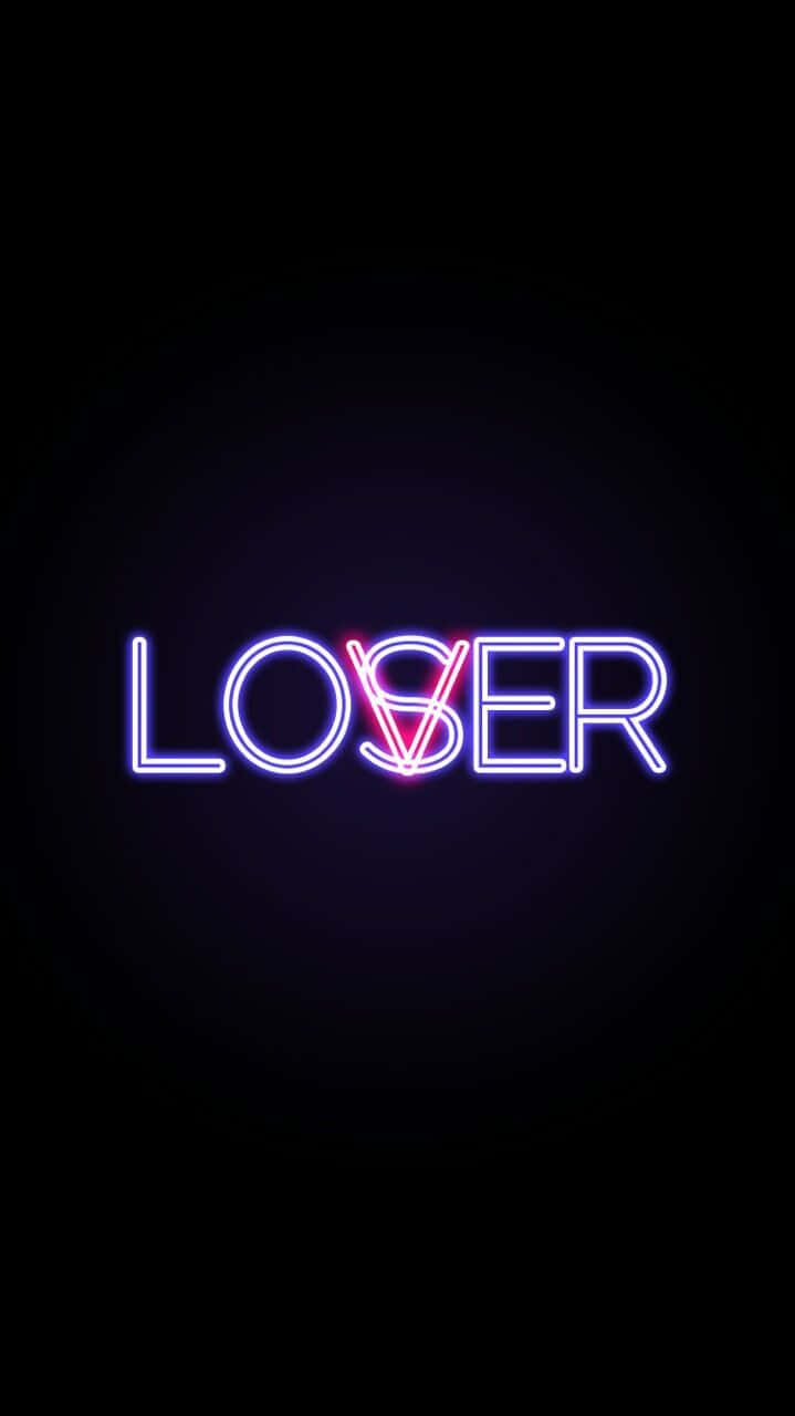Neon Lights Aesthetic 桌布 壁紙 — 一個發光的霓虹燈牌，用粗體字母在深色背景上拼出「LOSER」，帶有微妙的漸變光暈。