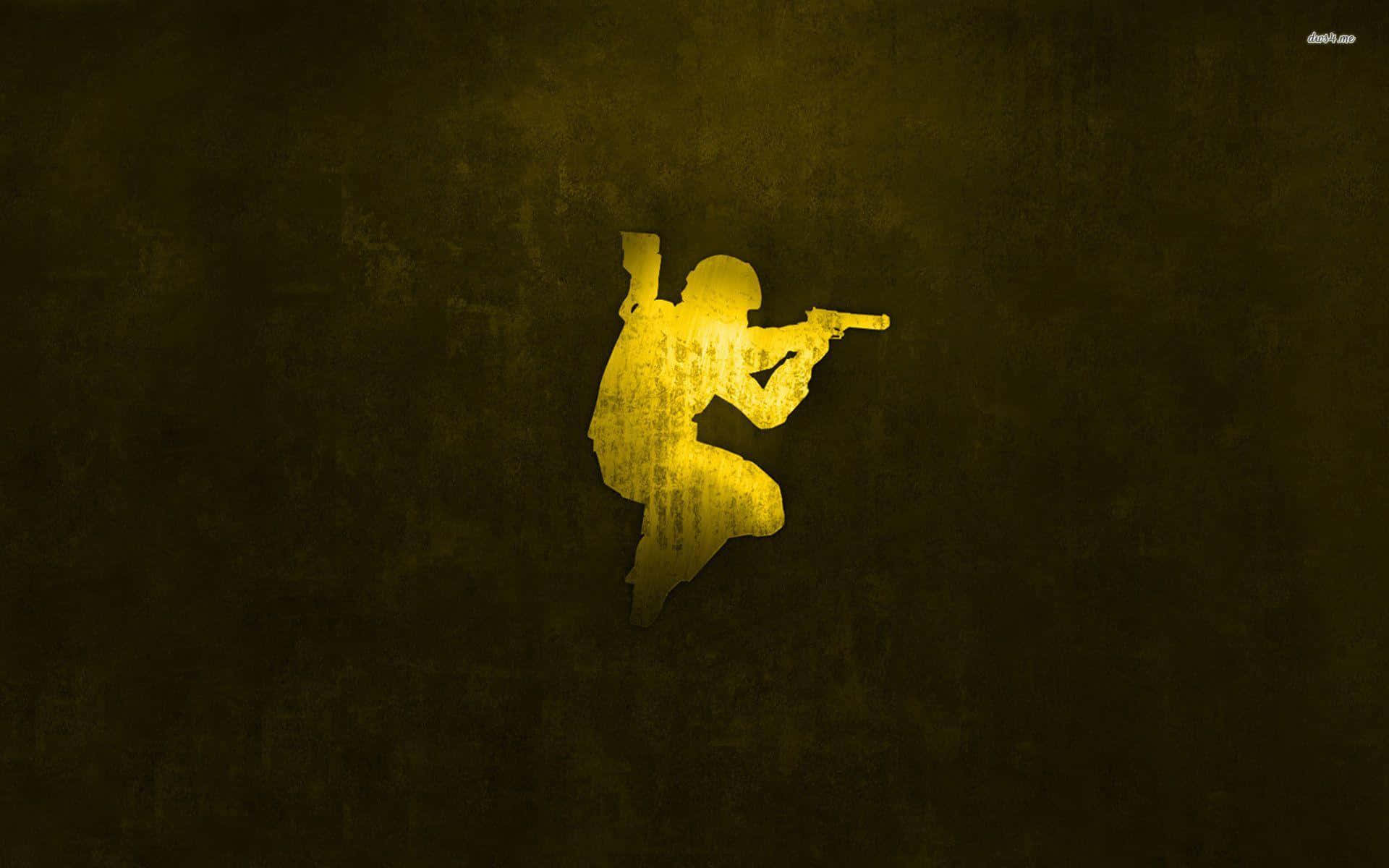 Counterstrike 桌布 壁紙 — 一個發光的黃色士兵剪影，以戰鬥姿態站在有紋理的深棕色背景前。
