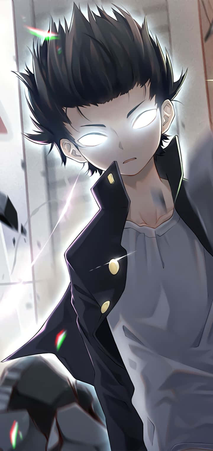 動漫男孩 桌布 壁紙 — 一個發光眼睛、黑色尖刺頭髮的動漫男孩，穿著深色外套，背景是破碎的玻璃。