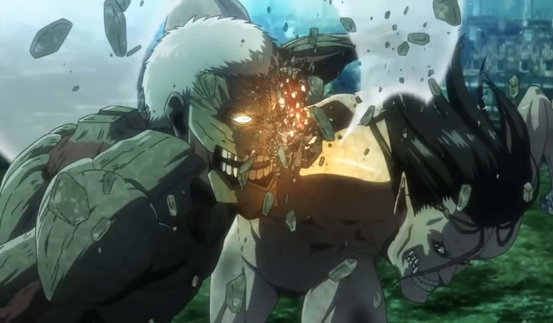 Armored Titan 桌布 壁紙 — 一個發光眼睛的巨型泰坦與人類進行殘酷的近戰，碎片在廢墟城市景觀中飛舞。