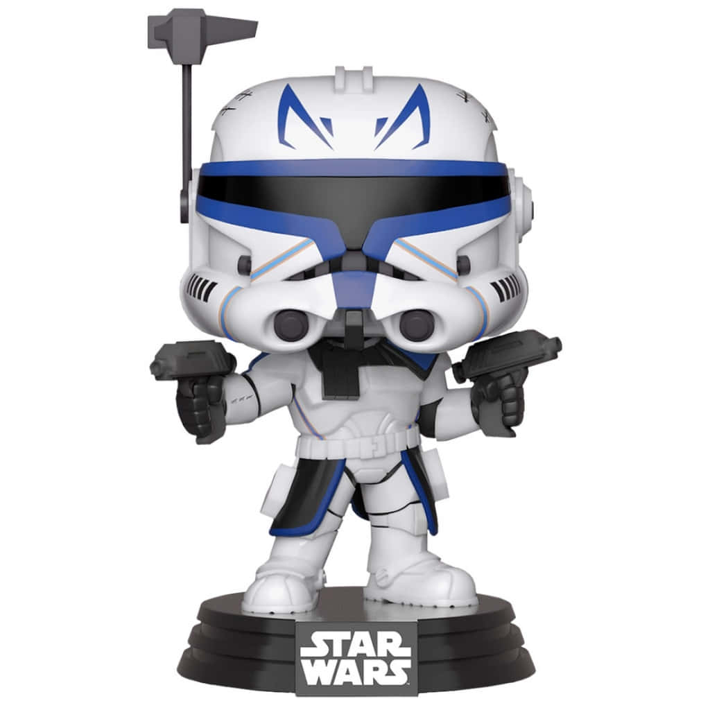 星際大戰 桌布 壁紙 — 一個白色和藍色的星際大戰複製人突擊兵 Funko Pop! 人偶站立，手持兩把爆能槍，背上有一把錘子。