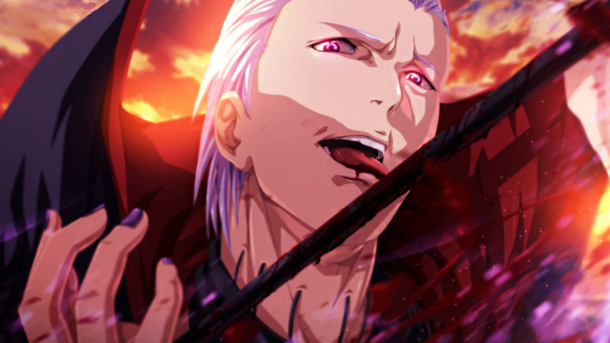 hidan akatsuki 桌布 壁紙 — 一個白髮紅眼的動漫角色在熾熱的日落背景下握著劍。