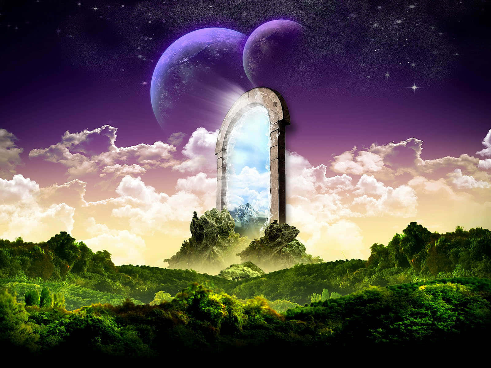 奇幻藝術 桌布 壁紙 — 一個石拱門矗立在鬱鬱蔥蔥的綠色山谷中，通向明亮的天空，上方有兩顆紫色行星和星空。
