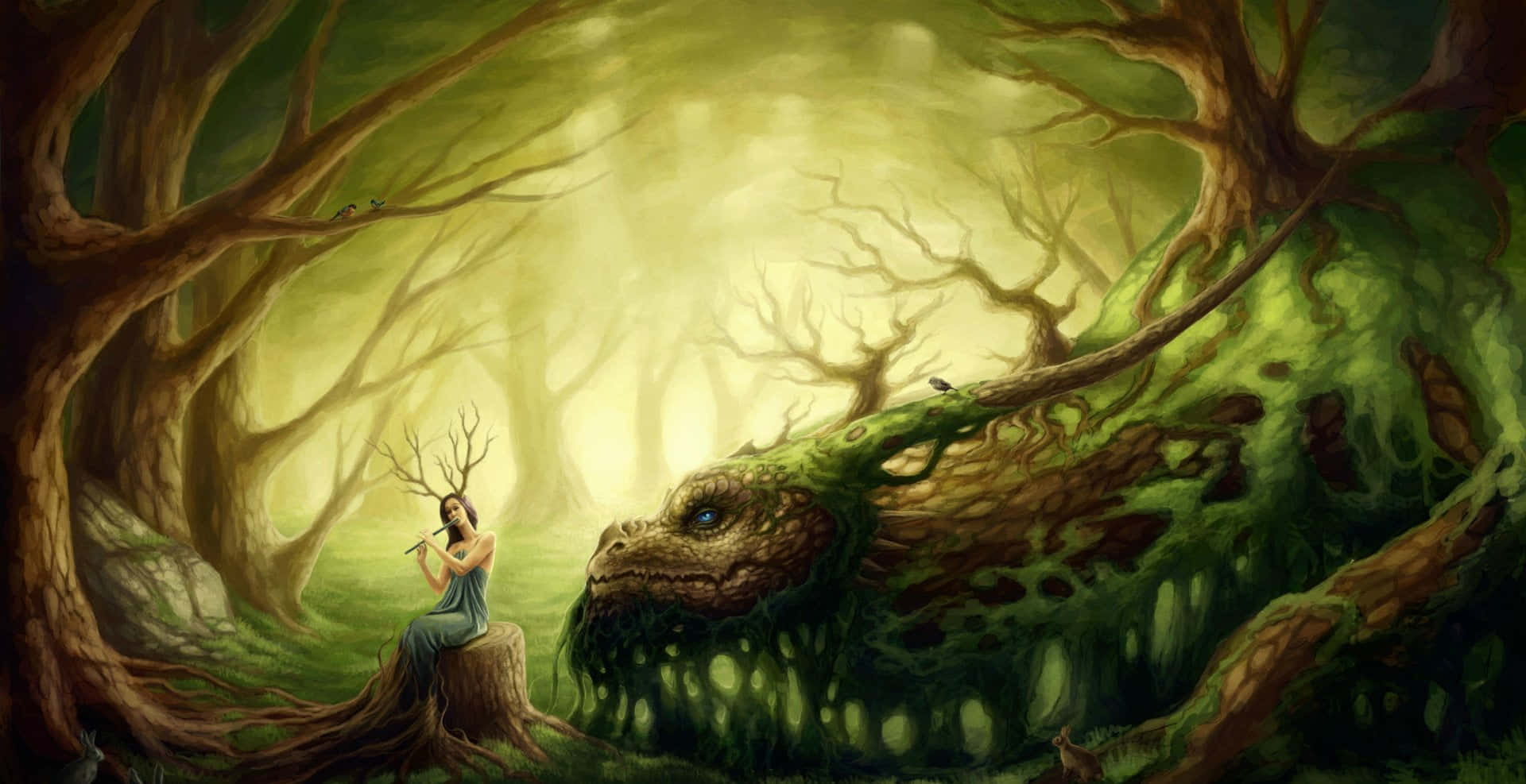 Enchanting 桌布 壁紙 — 一個神秘的森林場景，一位長著鹿角的女性平靜地坐在一隻長滿青苔的巨龍旁邊，巨龍在發光的綠光下沉睡。