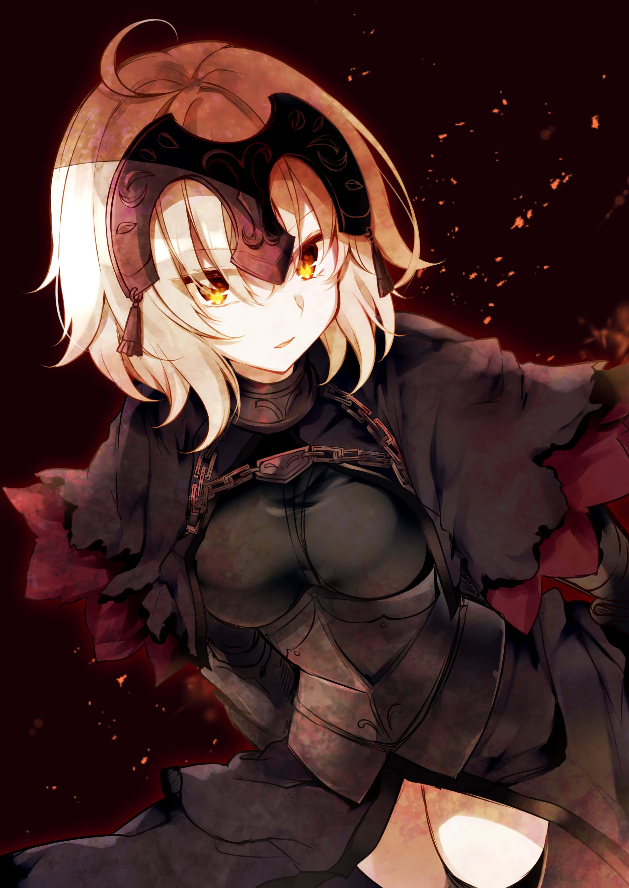 Fate/Grand Order 桌布 壁紙 — 一個穿著暗色盔甲、眼睛發光的動漫女孩在熾熱的紅色背景中微笑，周圍漂浮著火星。