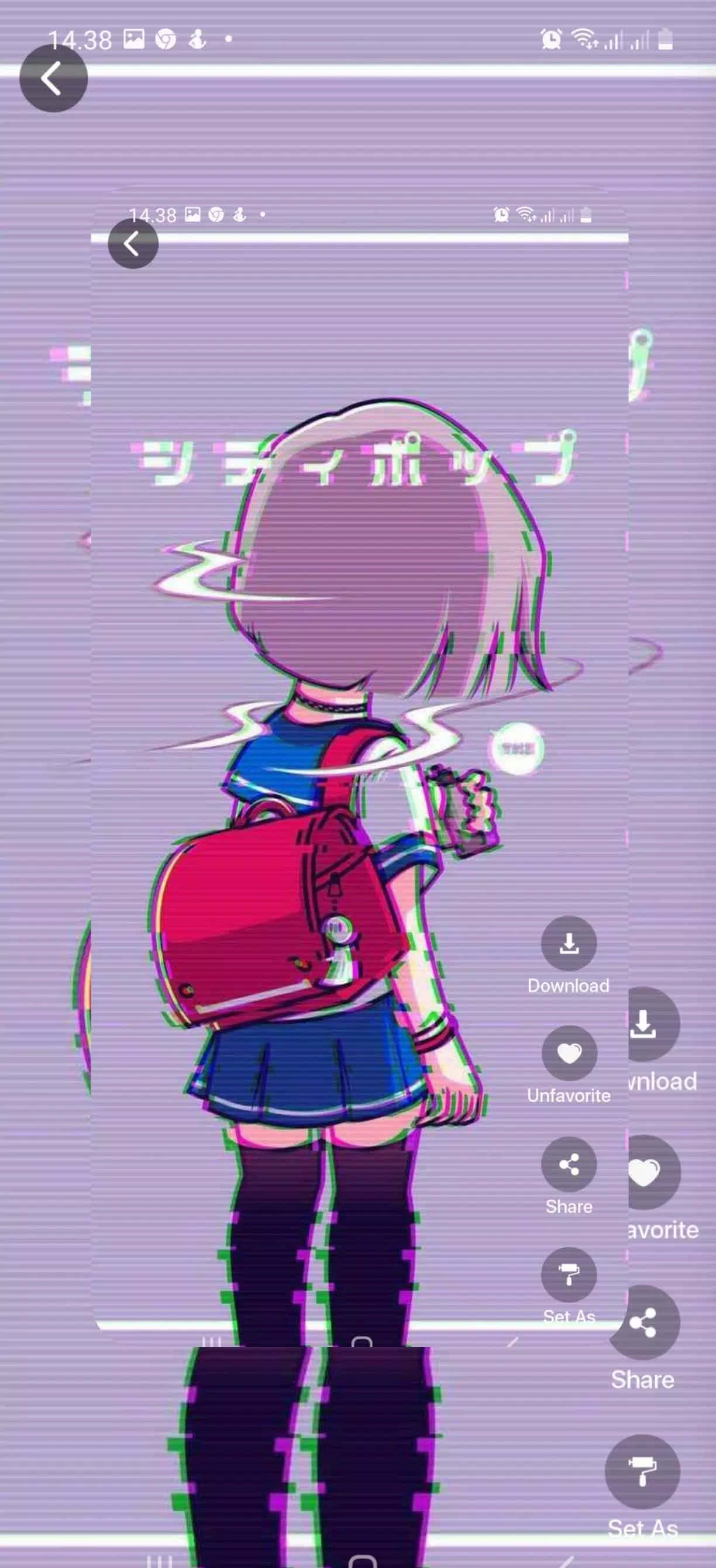 Himiko Toga Aesthetic 桌布 壁紙 — 一個穿著校服、背著紅色背包的故障風格動漫女孩，站在帶有日文字樣的紫色數位背景前。
