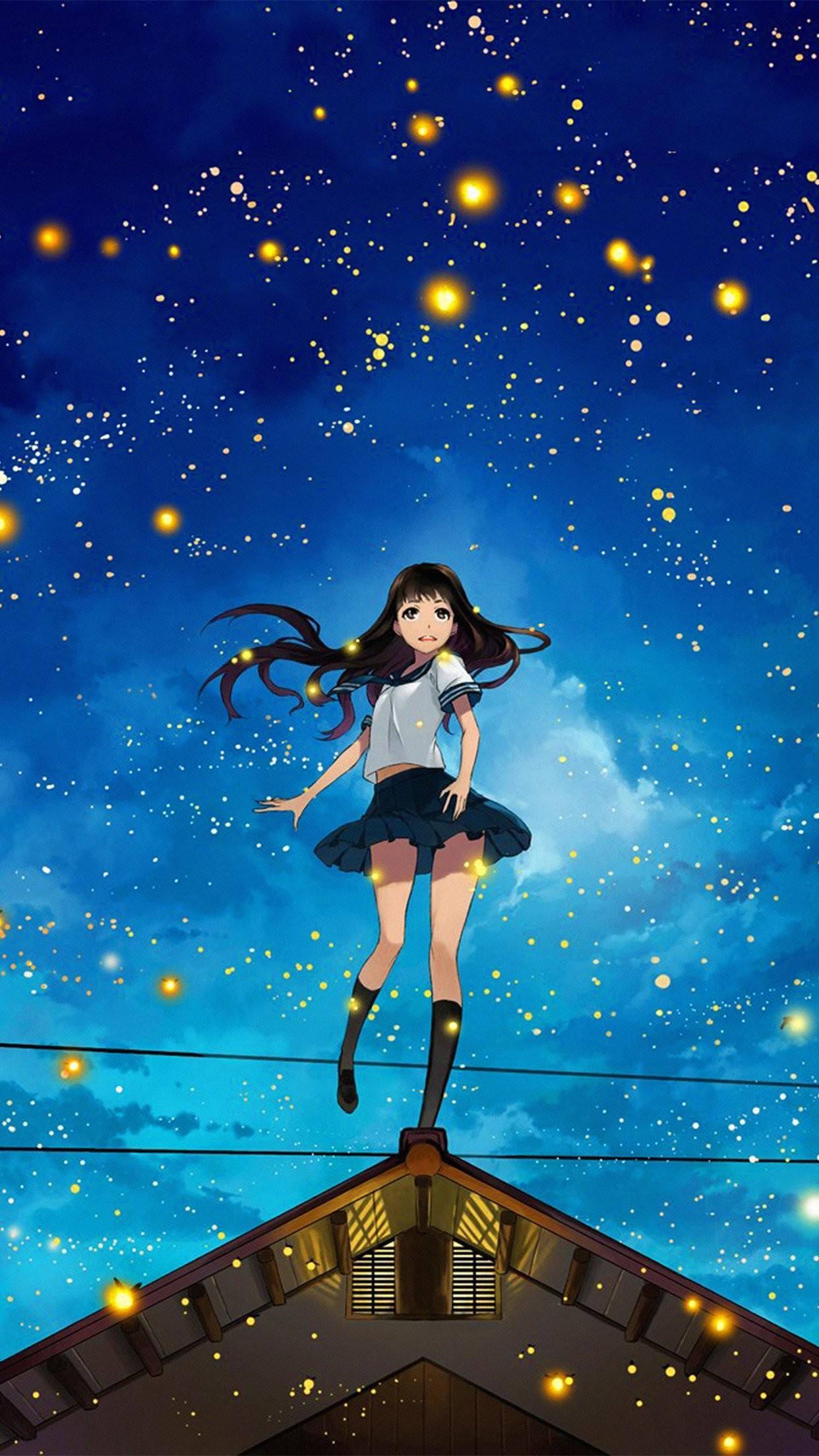 動漫女孩 桌布 壁紙 — 一個穿著校服的女孩在星空下漂浮在屋頂上方，充滿閃爍的金色光芒。
