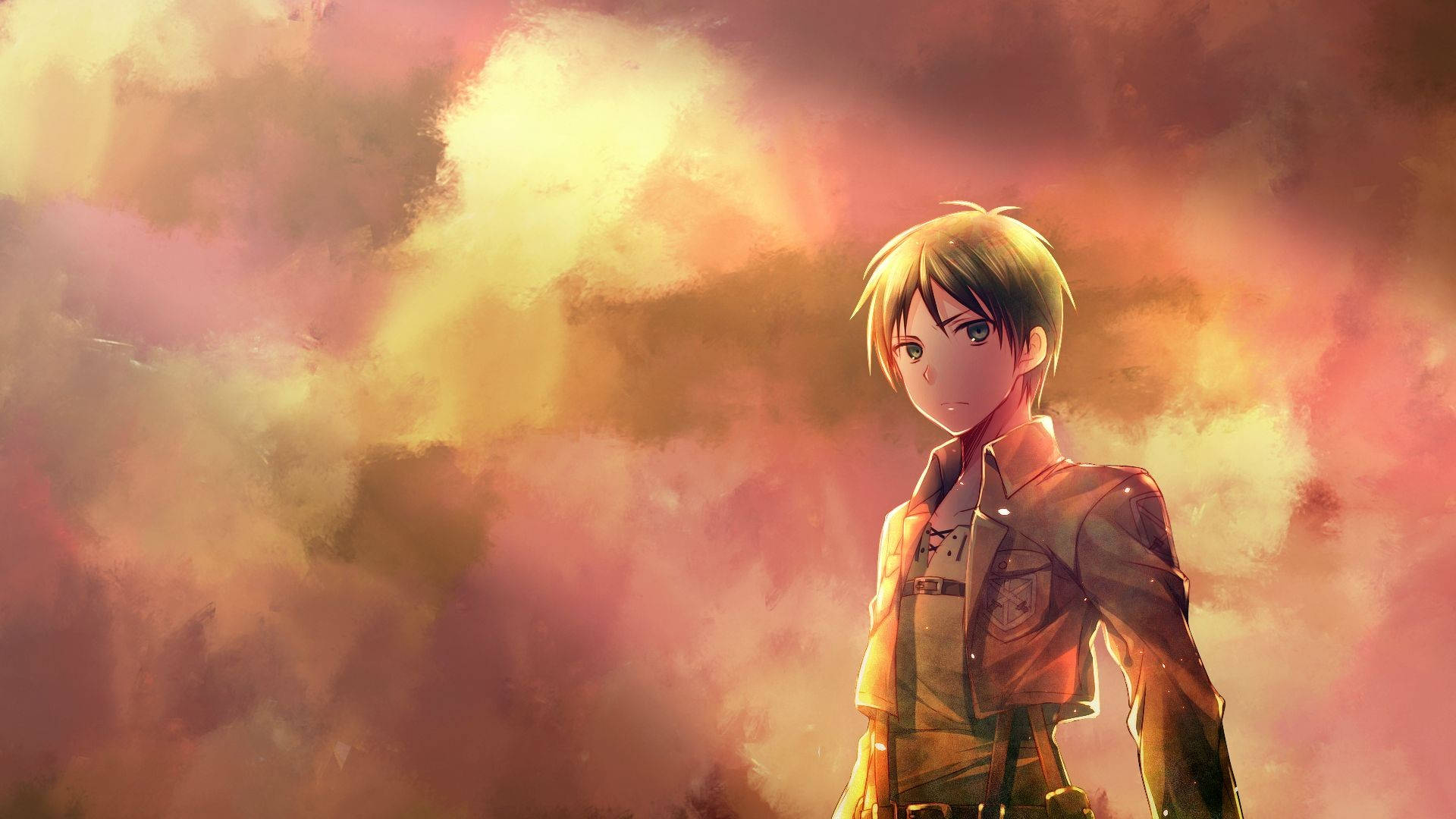 Attack On Titan Laptop 桌布 壁紙 — 一個穿著棕色外套的年輕動漫男孩，站在充滿活力的日落天空前，天空有橙色、粉紅色和黃色的雲彩。