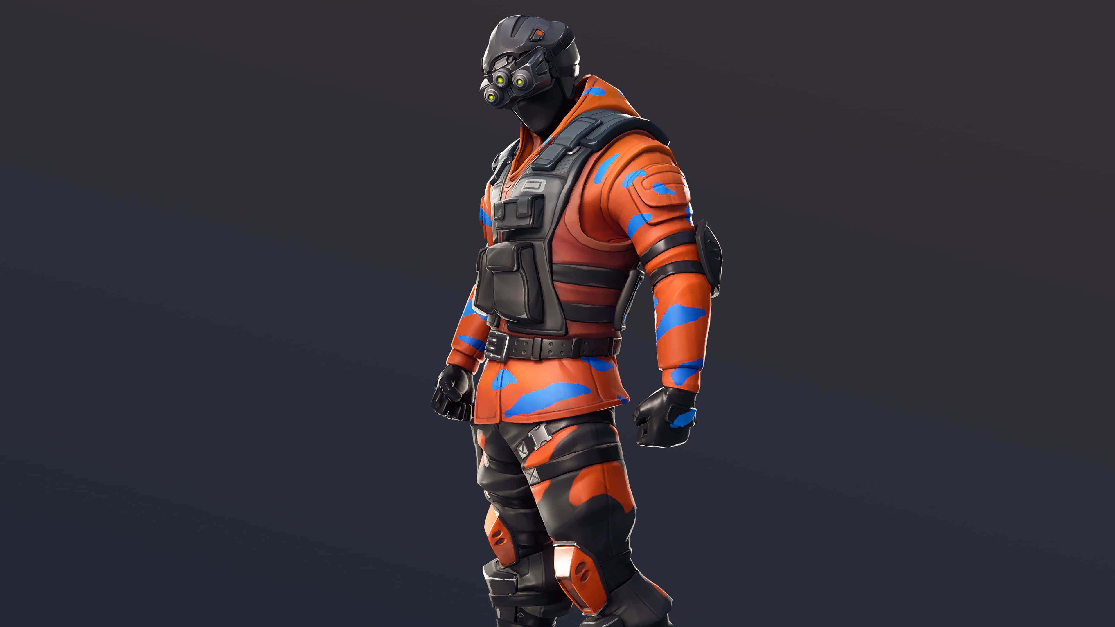 Fortnite 桌布 壁紙 — 一個穿著橙藍色戰術裝備、眼睛發光的Fortnite角色站在深色漸變背景前。
