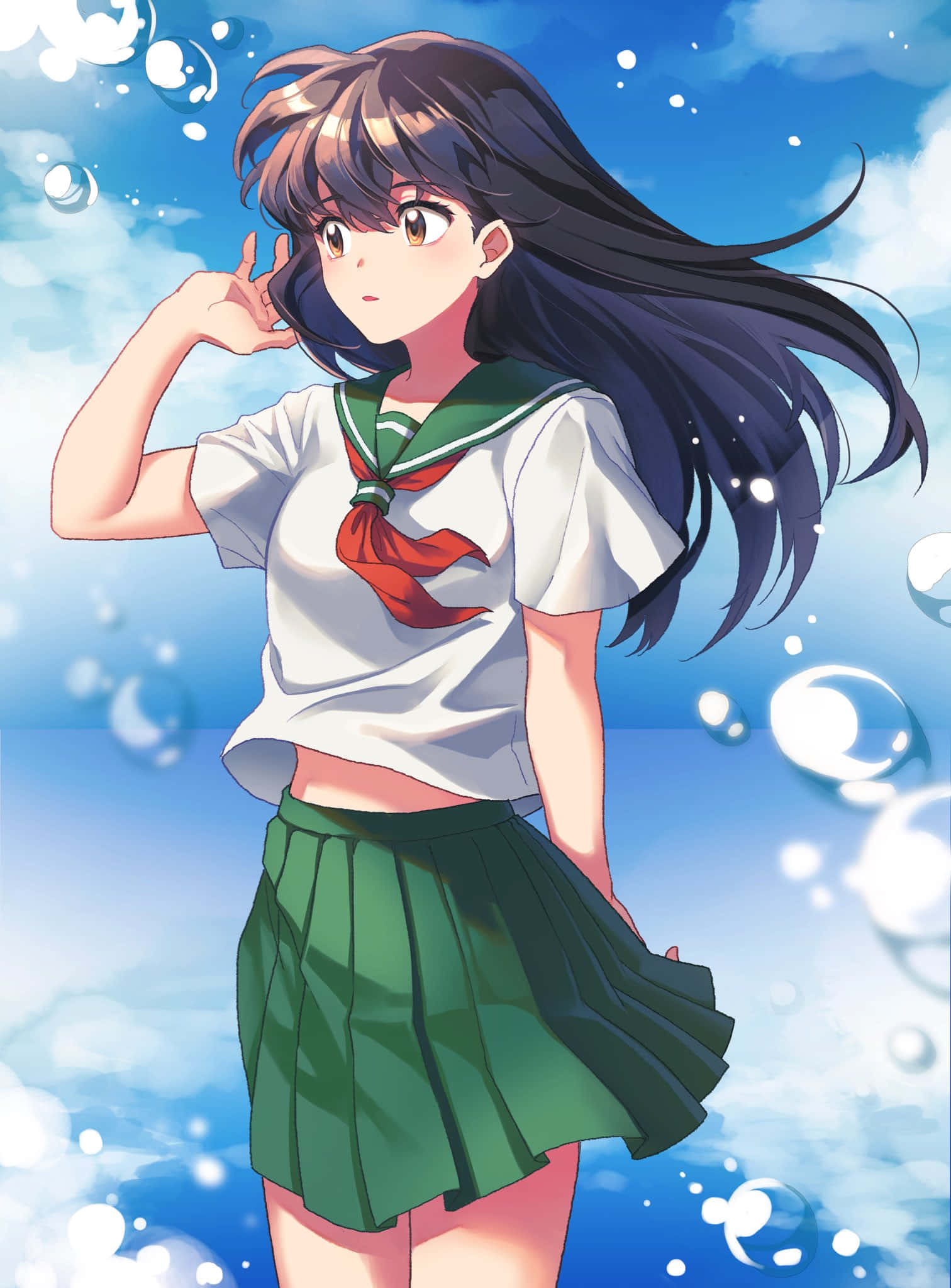 Kagome Higurashi 桌布 壁紙 — 一個穿著水手服的年輕動漫女孩站在浮動的泡泡中，背景是帶有縷縷白雲的明亮藍天。