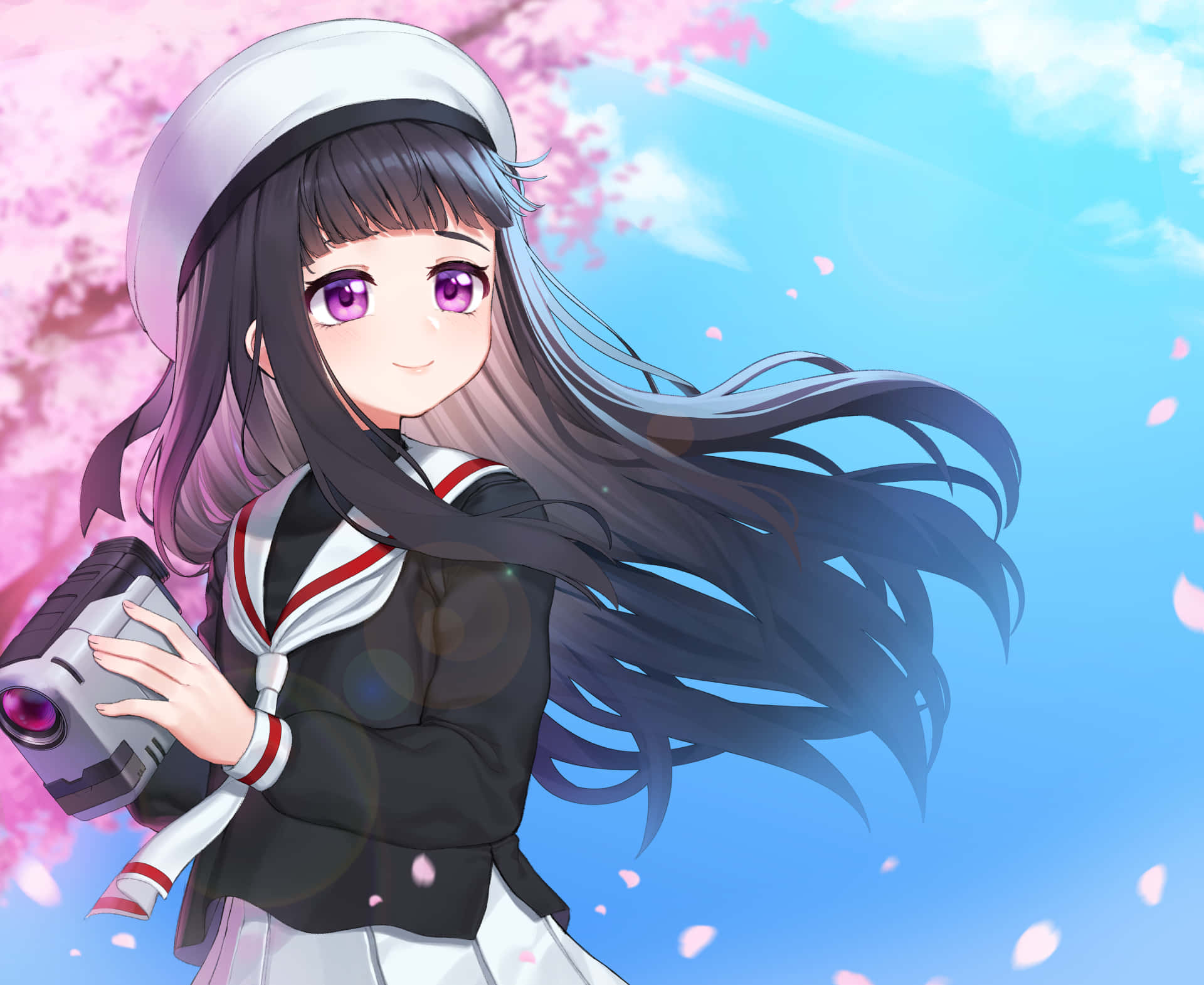 庫洛魔法使 桌布 壁紙 — 一個穿著水手服的開朗動畫女孩在櫻花飄落的天空下拿著相機。