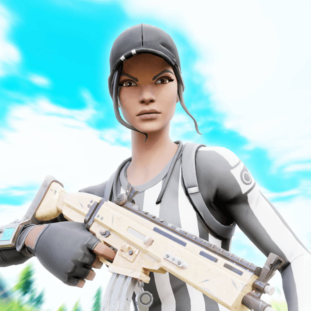 電玩遊戲 桌布 壁紙 — 一個穿著灰色和白色裝備的Fortnite角色，在晴朗藍天和柔軟雲朵下，手持一支棕褐色突擊步槍。
