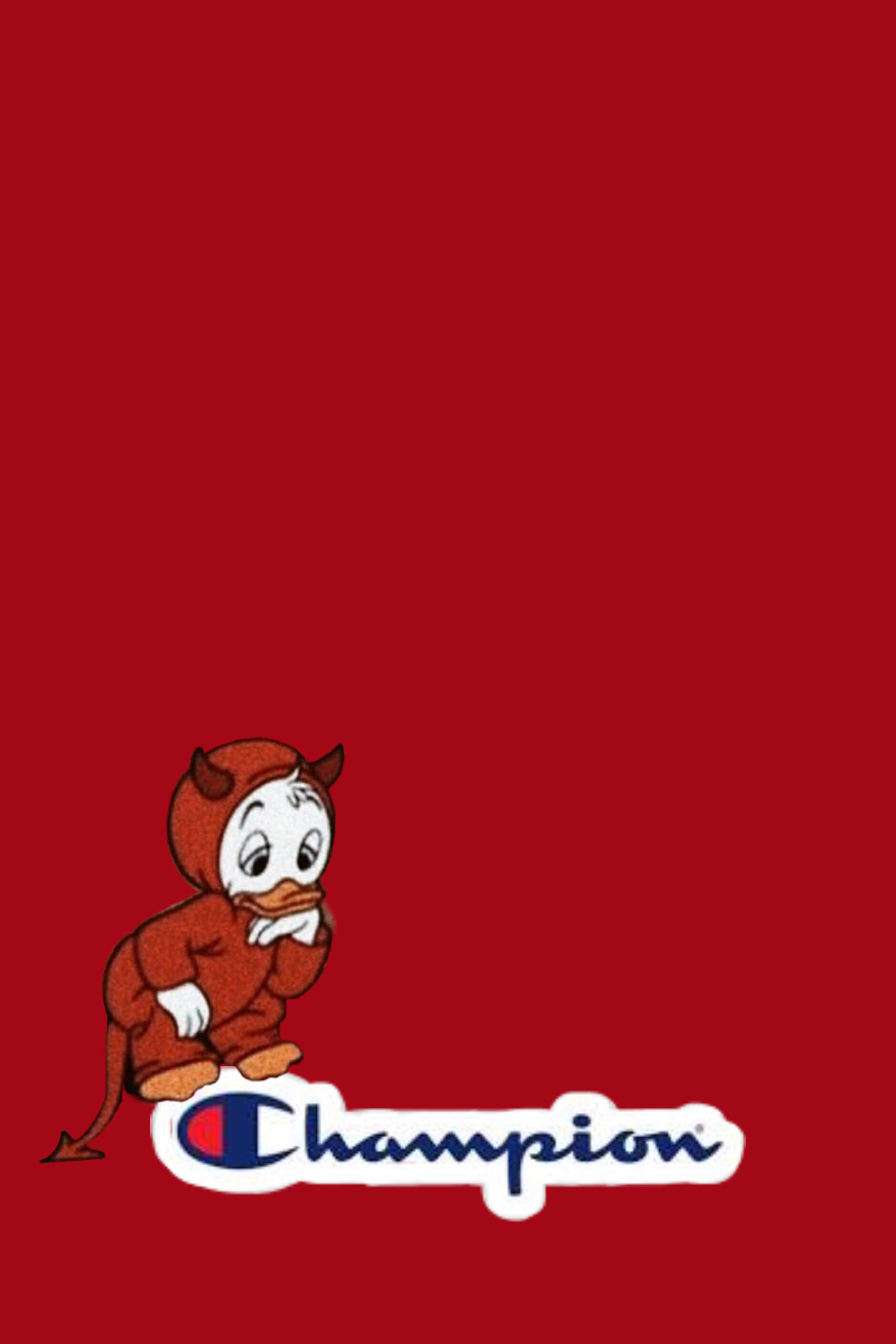 Champion Logo 桌布 壁紙 — 一個穿著紅色服裝的卡通惡魔吉祥物坐在純紅色背景上的Champion標誌旁邊。