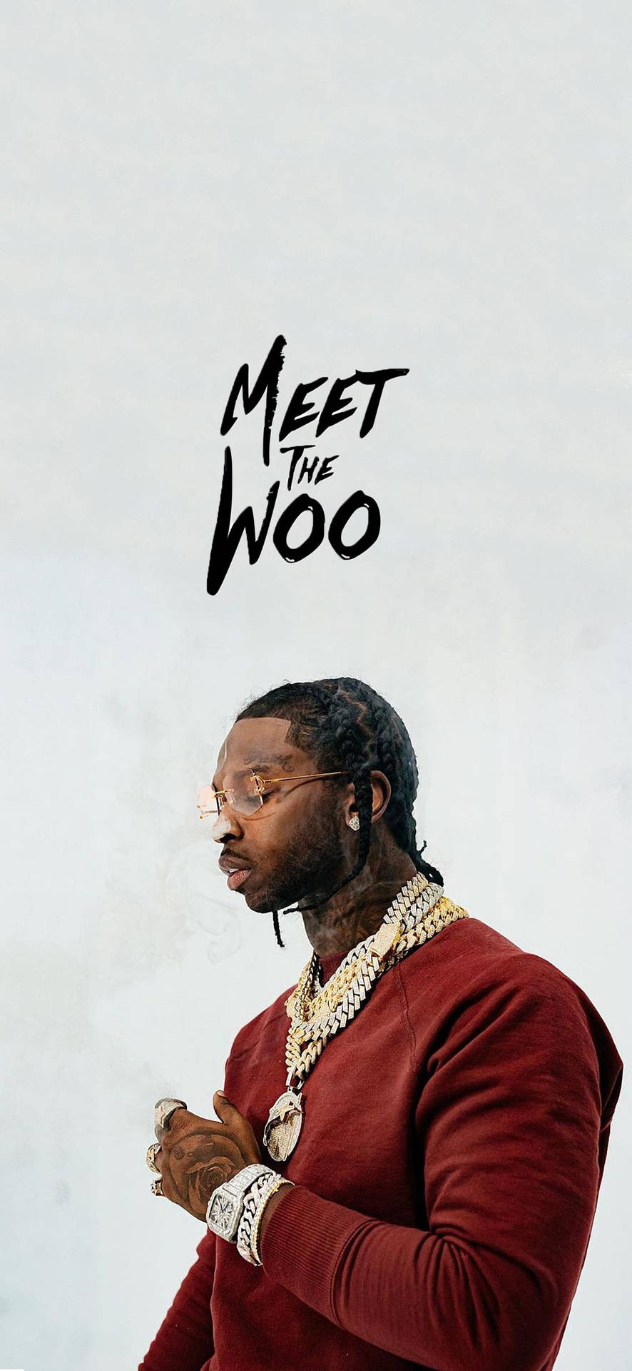 穿著紅色毛衣和金色珠寶的男人，文字 meet the woo — Pop Smoke GIF 壁紙