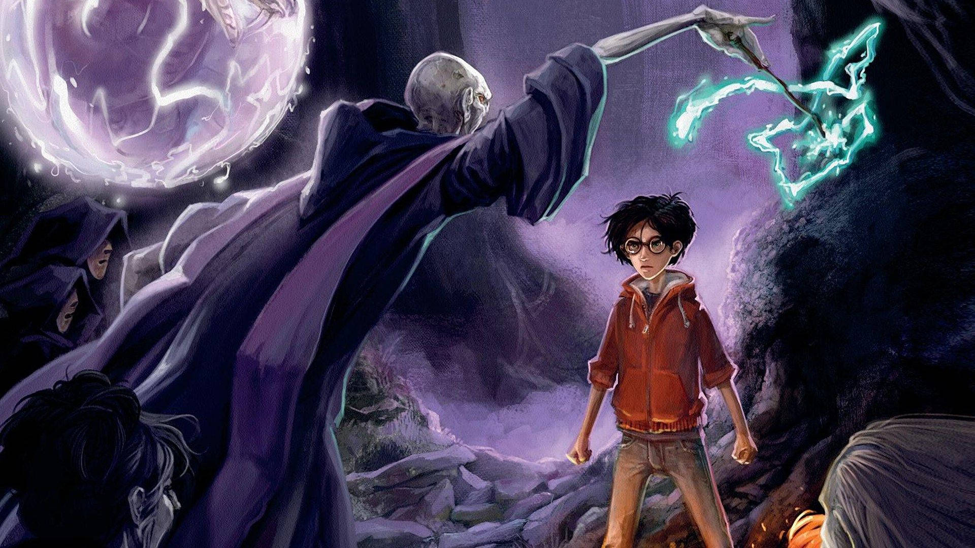 voldemort 桌布 壁紙 — 一個穿著紅色連帽衫的男孩挑釁地站著，一個穿著紫色長袍的骷髏巫師在黑暗的洞穴中向他施放發光的綠色咒語。