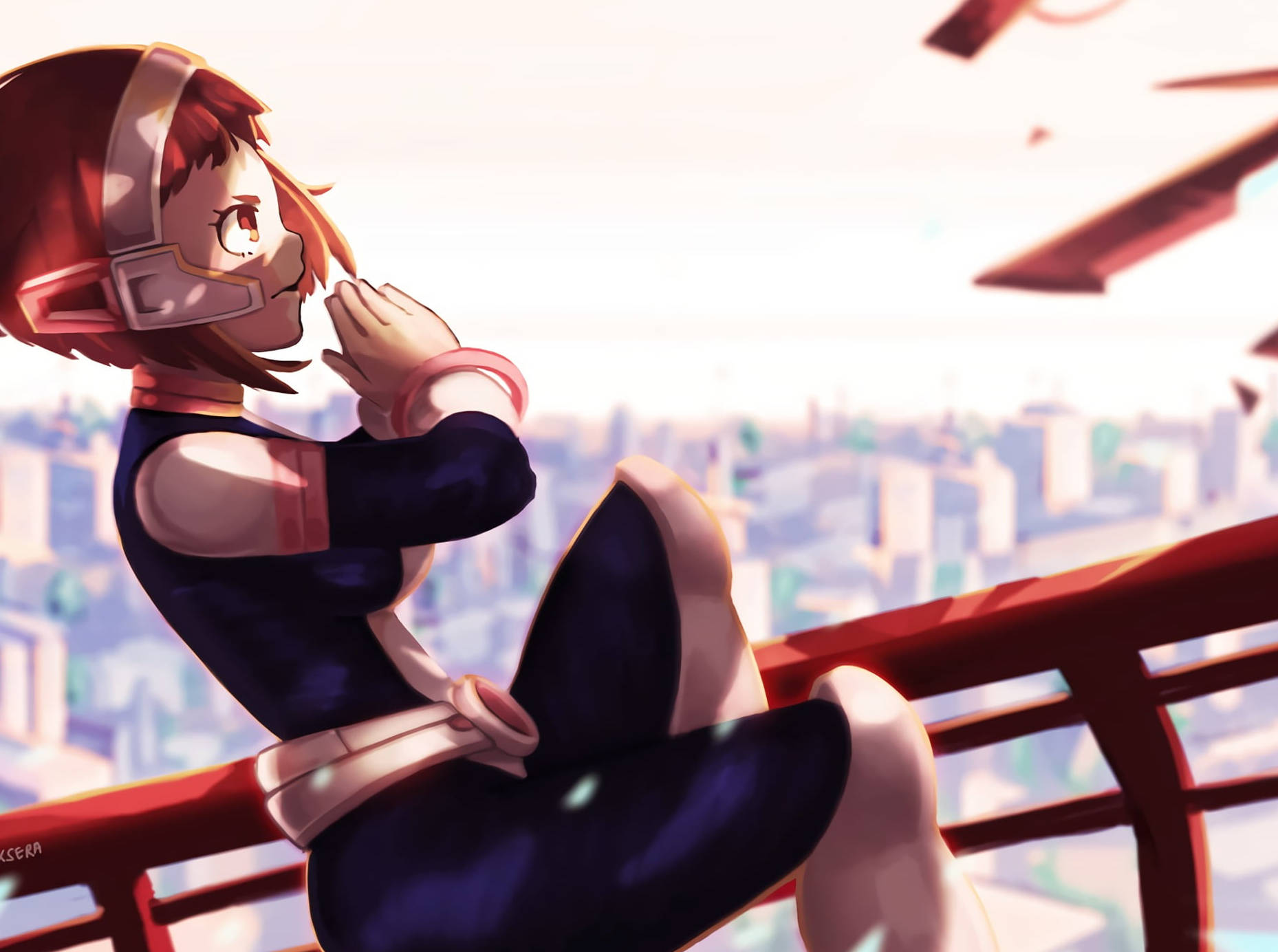 Uraraka 桌布 壁紙 — 一個穿著英雄服裝的年輕動漫女孩坐在紅色欄杆上，俯瞰著充滿漂浮碎片的朦朧城市景觀。