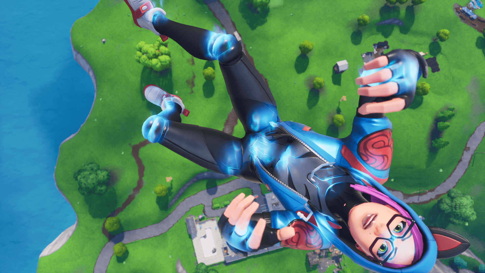 桌布 壁紙 — 一個穿著藍色發光套裝的Fortnite角色在一個充滿活力的綠色島嶼上空跳傘，下方是藍色海洋。