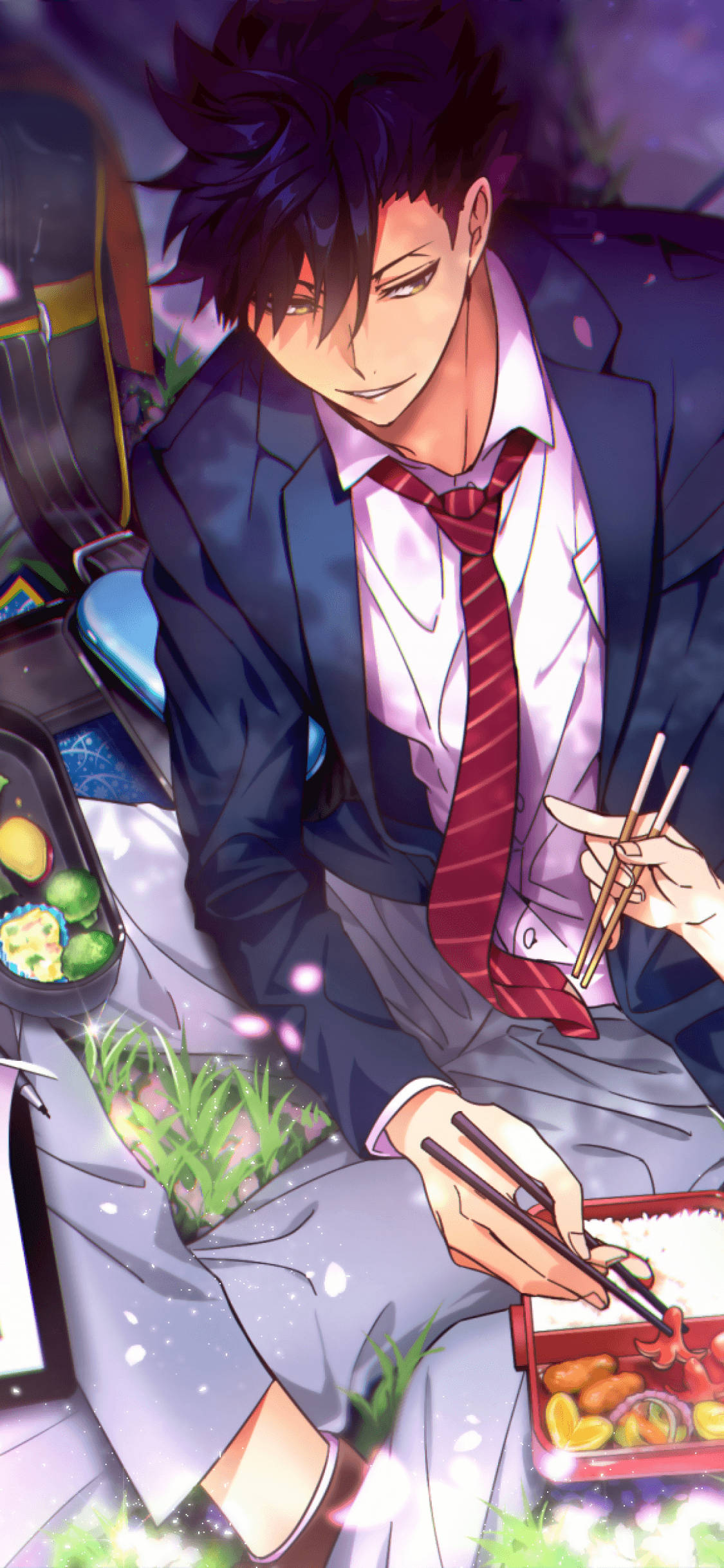 排球少年 桌布 壁紙 — 一個穿著西裝的英俊動漫男孩在夜晚的櫻花花瓣下用筷子吃便當。
