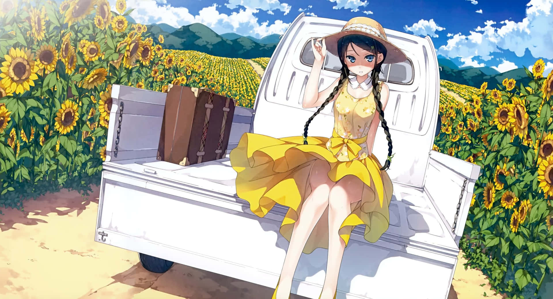 Sunflowers 桌布 壁紙 — 一個穿著黃色連衣裙的開朗動漫女孩坐在一輛白色卡車的車廂裡，卡車停在一個充滿活力的向日葵田中央，頭頂是明亮的藍天。