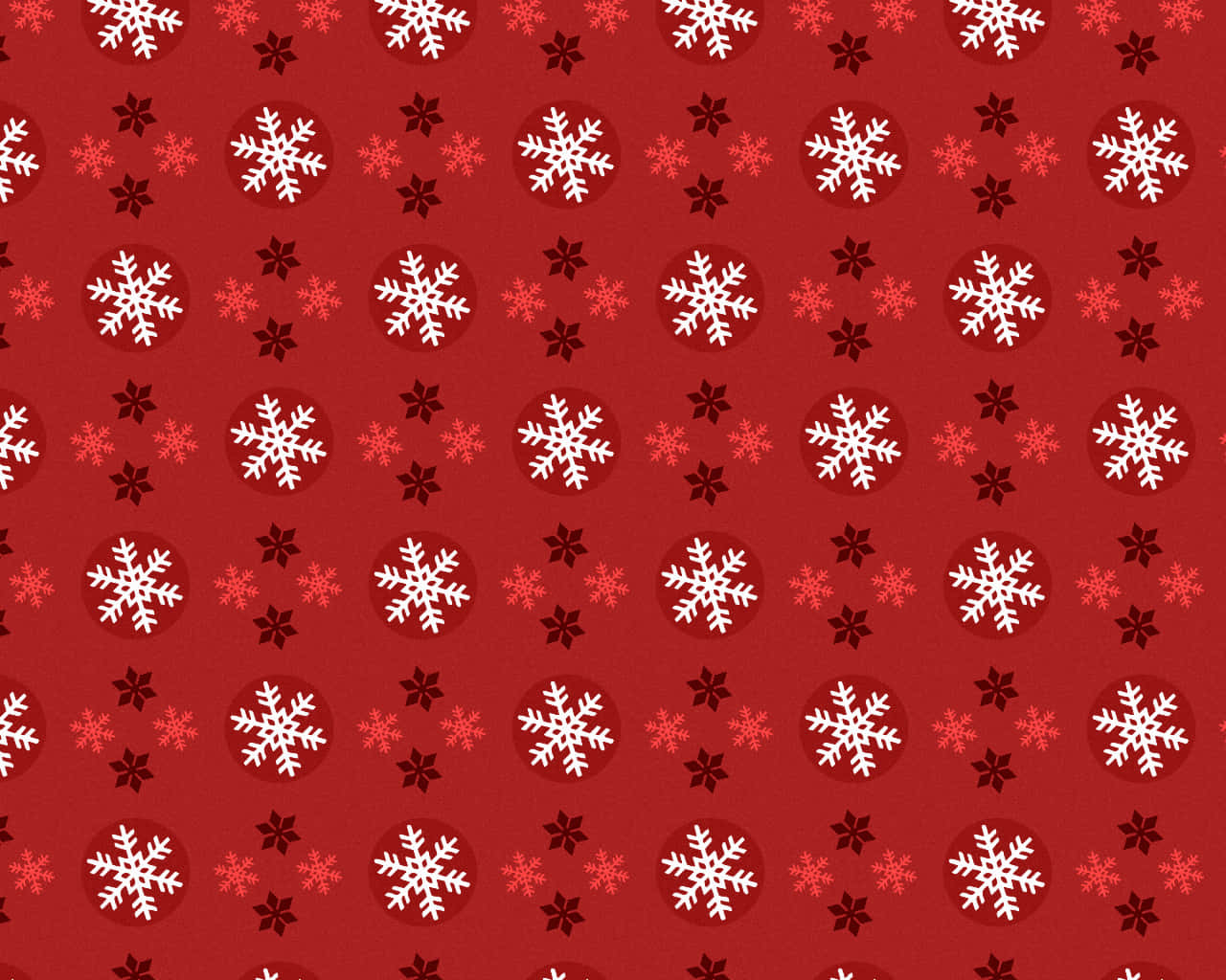 Christmas Pattern 桌布 壁紙 — 一個節日紅色壁紙圖案，帶有白色雪花和深紅色星爆的重複設計。