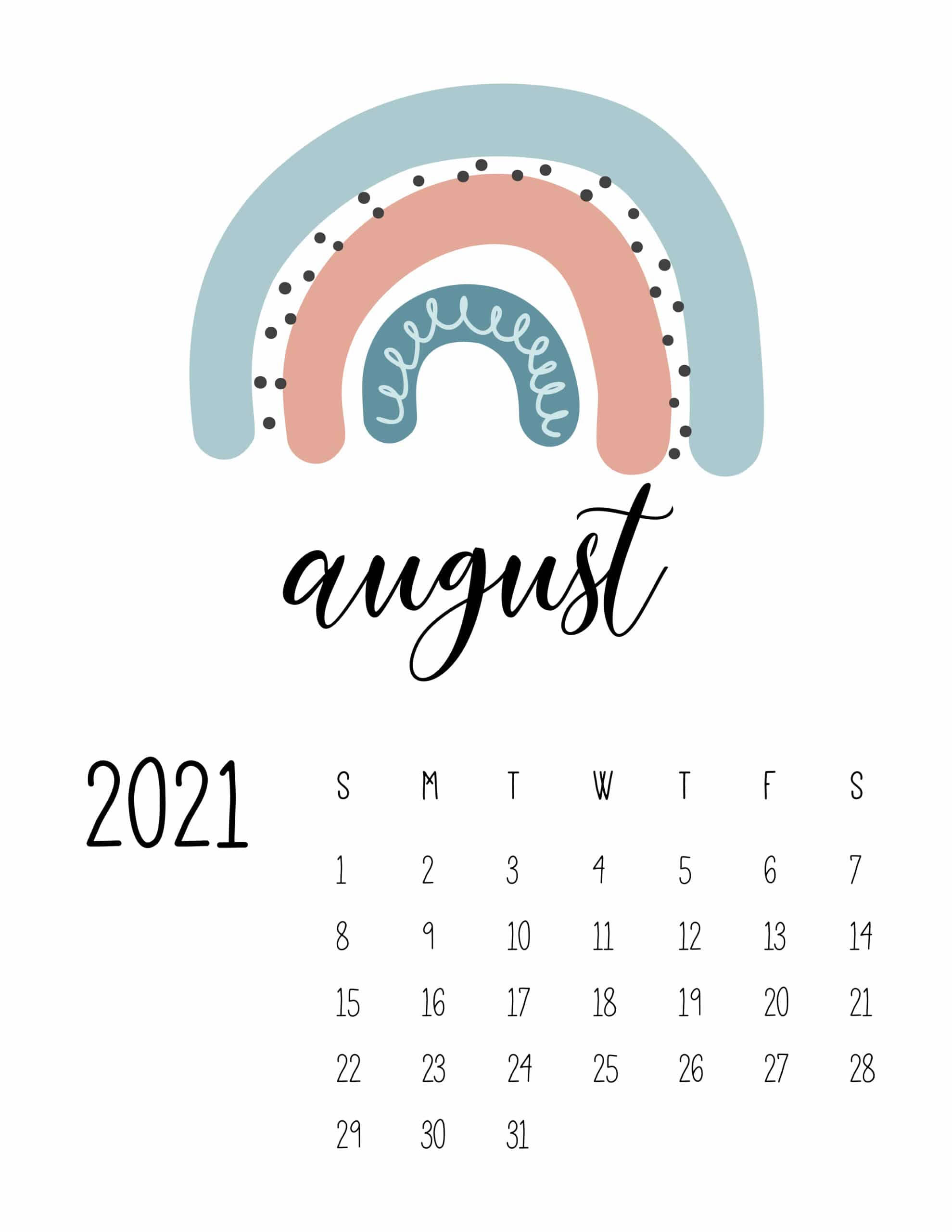 波希米亞風 桌布 壁紙 — 一個簡約的2021年8月月曆，月份名稱上方有柔和彩虹圖案。