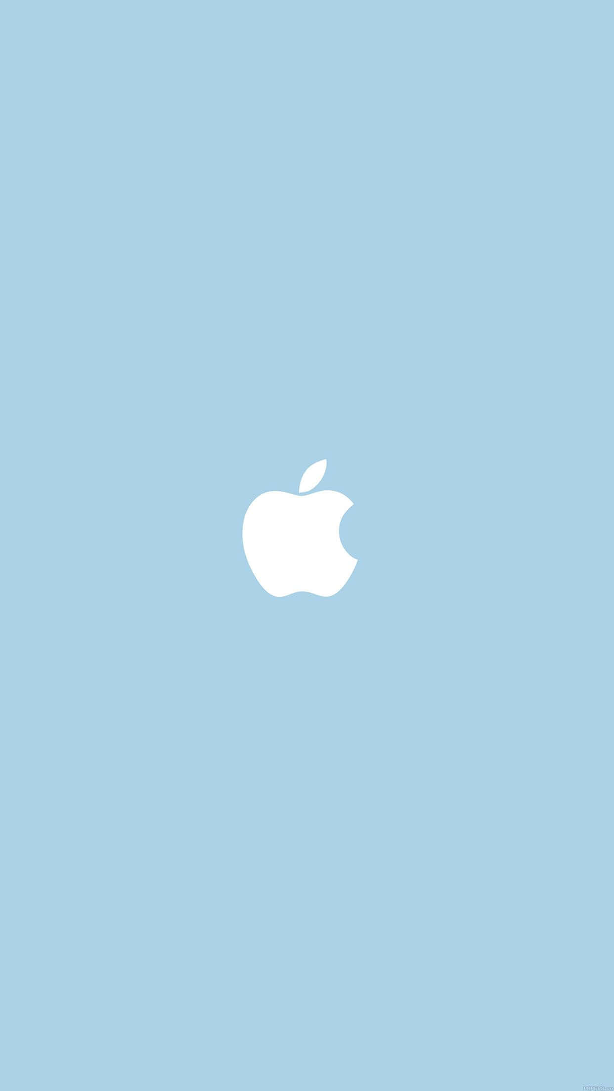 iPhone X Apple Logo 桌布 壁紙 — 一個簡約的白色Apple標誌，居中放置在柔和的藍色背景上。