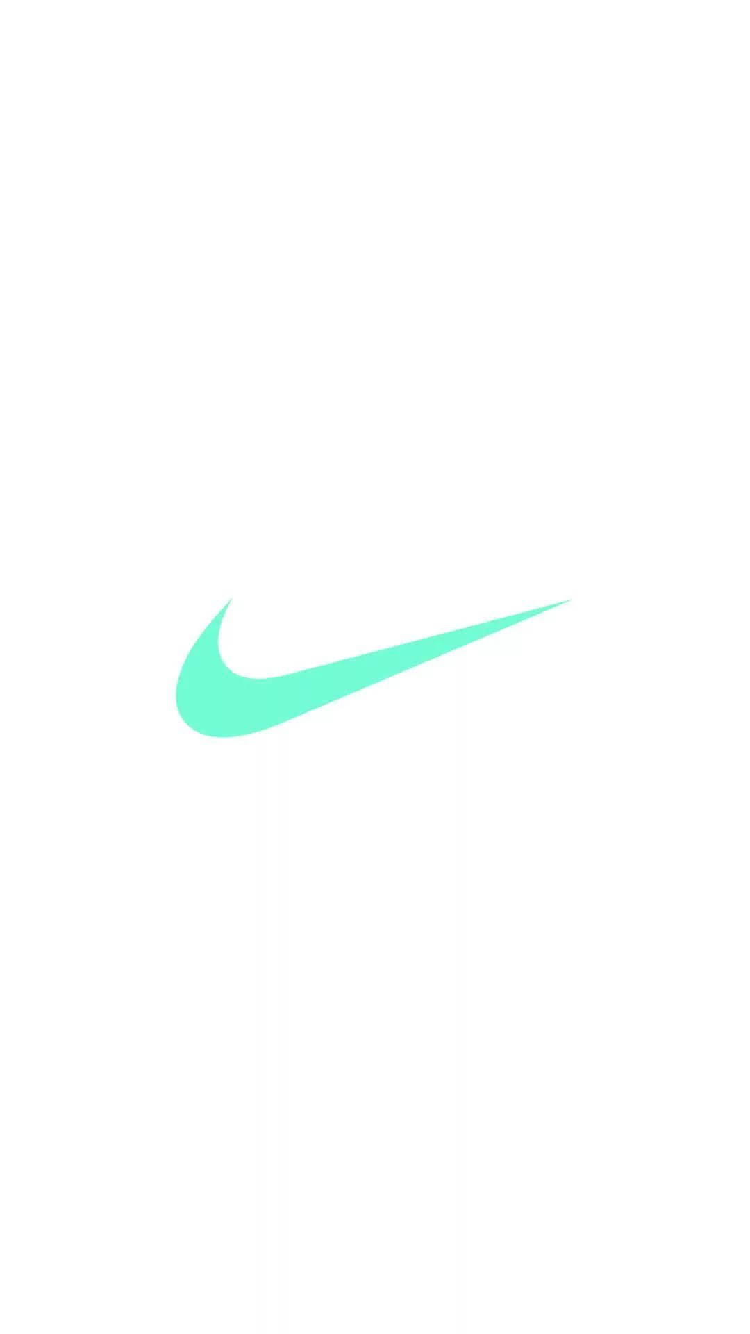 Nike iPhone 桌布 壁紙 — 一個簡約的薄荷綠色Nike swoosh標誌，居中放在純白色背景上。
