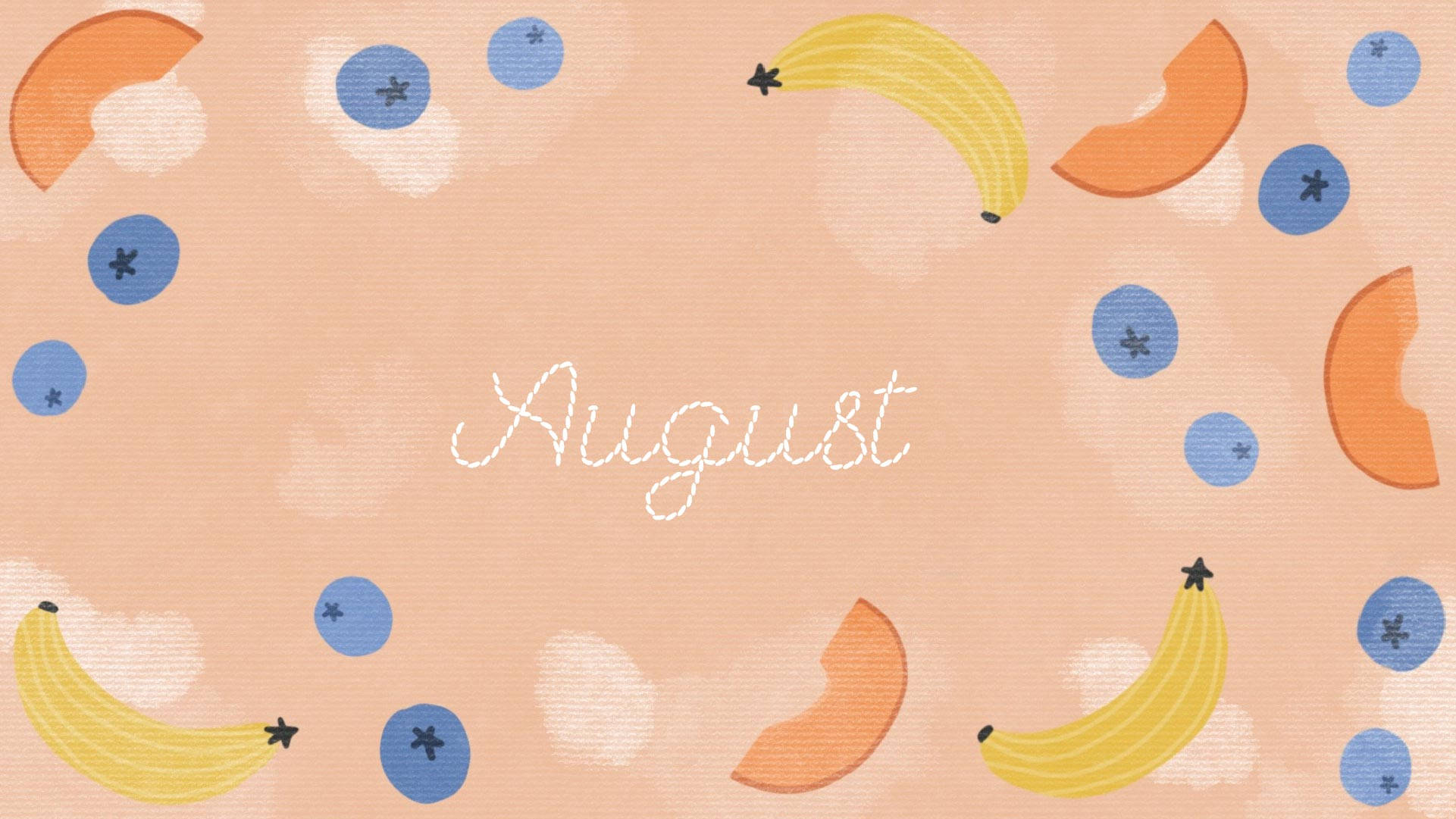August 桌布 壁紙 — 一個粉彩蜜桃背景，裝飾著風格化的香蕉和蜜桃片，框住白色草書的August字樣。