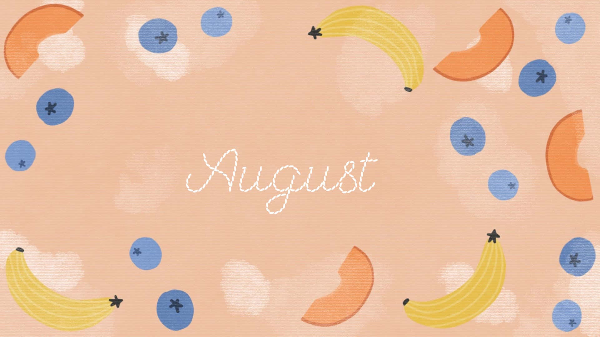 August 桌布 壁紙 — 一個粉彩蜜桃色背景，裝飾有風格化的香蕉和蜜桃片，以白色草書字體框住August這個詞。