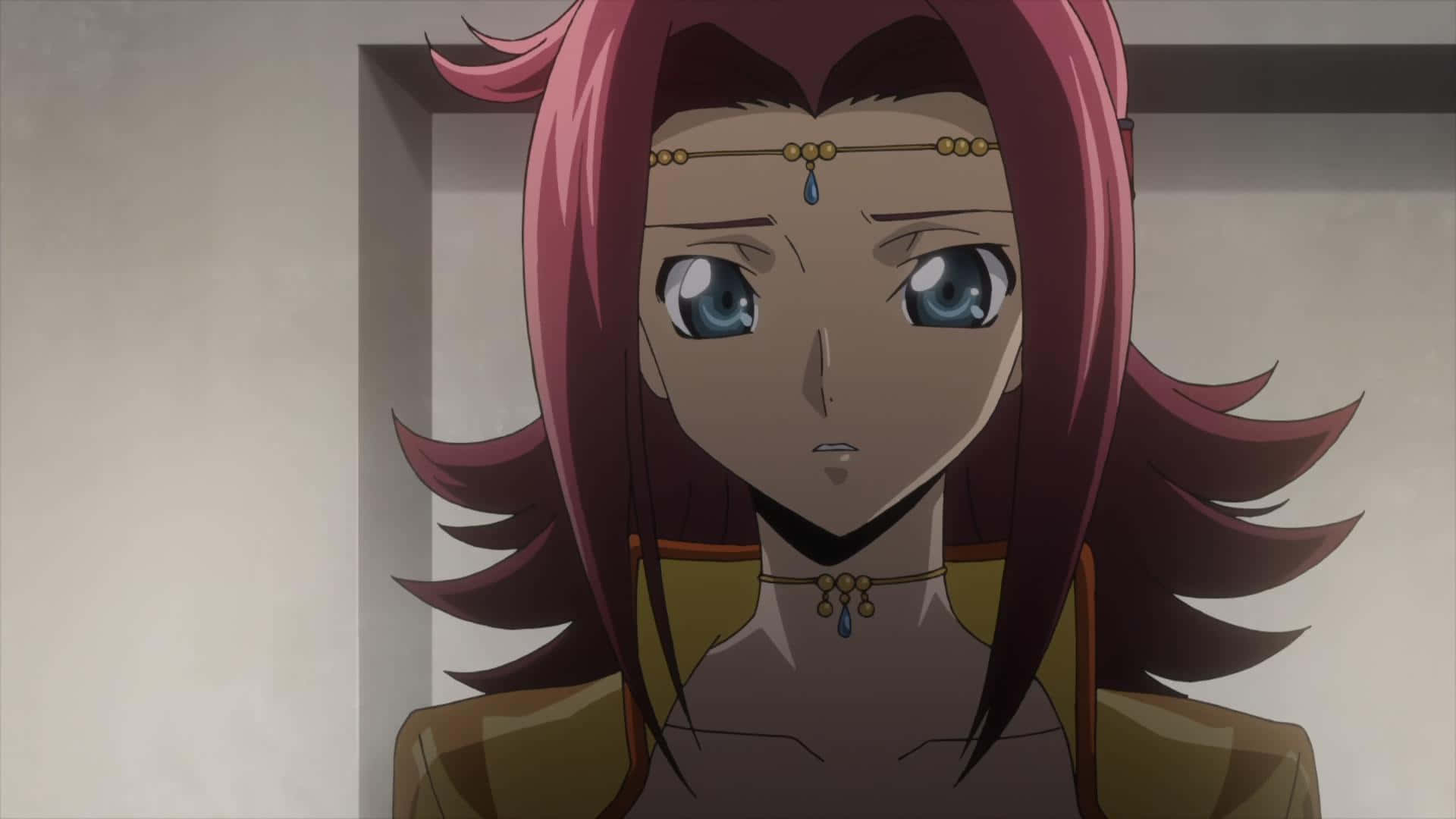 Kallen Stadtfeld 桌布 壁紙 — 一個粉紅色頭髮和藍色眼睛的動漫女孩特寫，戴著金色頭帶和帶有淚滴形寶石的項鍊。