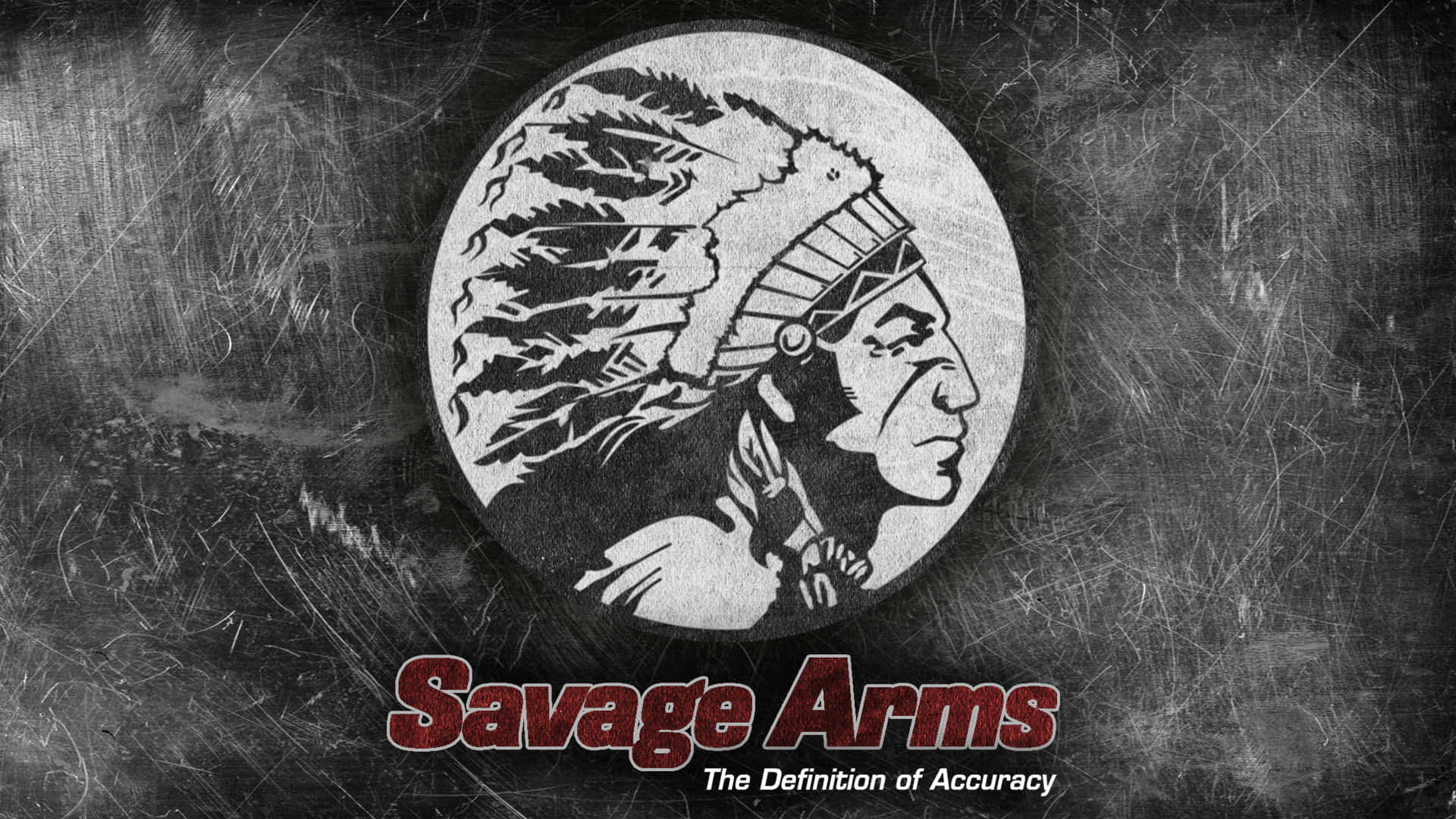 savage 桌布 壁紙 — 一個粗糙的黑白圓形標誌，描繪一位美洲原住民酋長側面輪廓，戴著羽毛頭飾，背景是刮花的金屬。