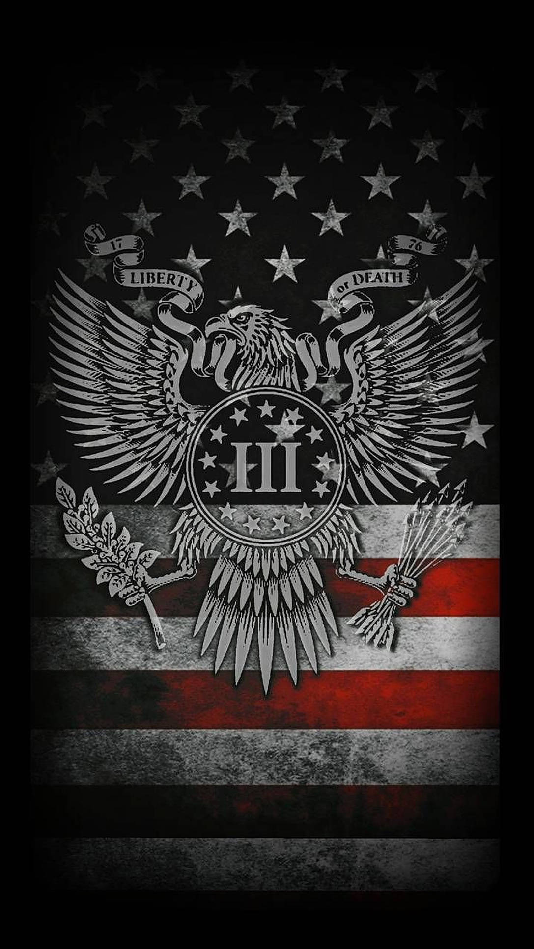 Black American Flag 桌布 壁紙 — 一個粗糙的黑白鷹徽章，帶有「Liberty or Death」橫幅和羅馬數字 III，居中在風化的美國國旗背景上。