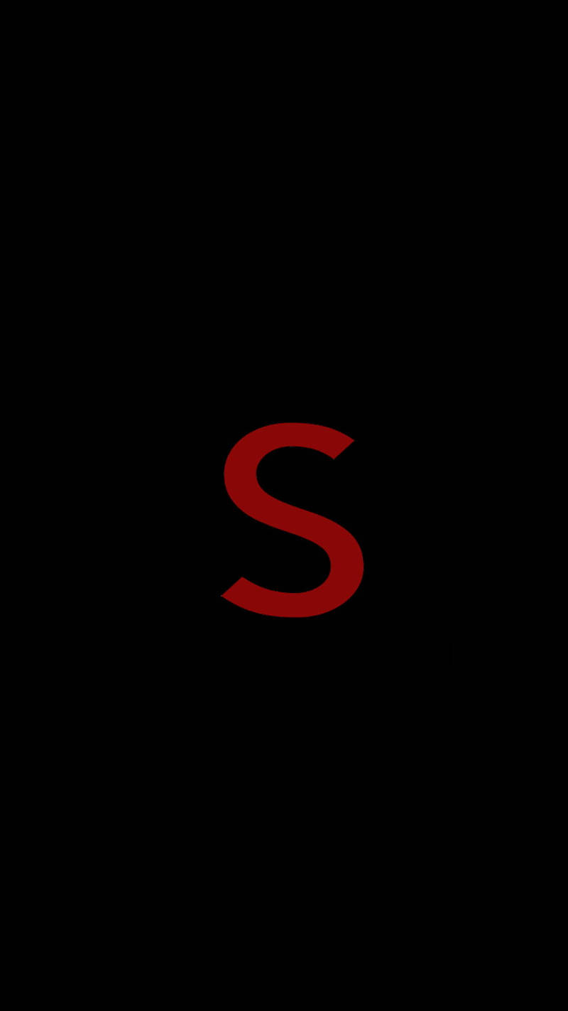 Shein 桌布 壁紙 — 一個粗體紅色字母S居中在純黑色背景上，營造出極簡且引人注目的視覺對比。