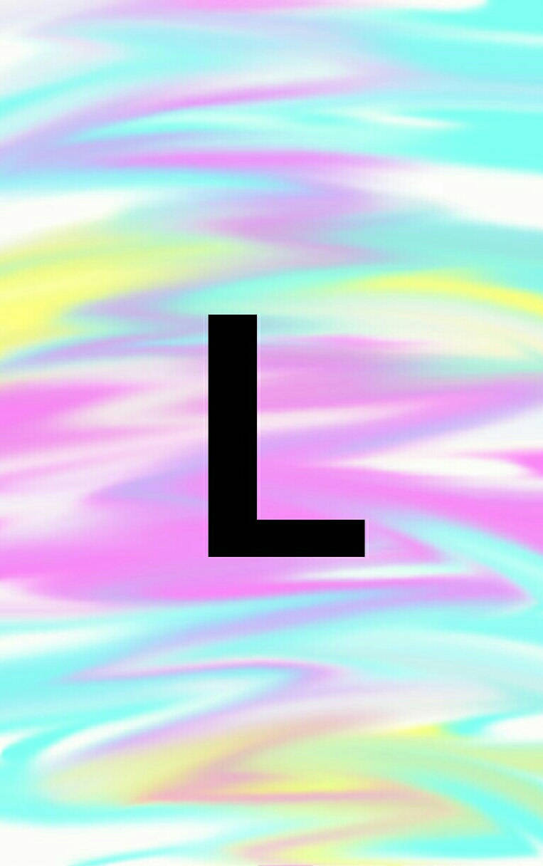 L 桌布 壁紙 — 一個粗體黑色字母L居中，背景是粉紅、青色和黃色的漩渦粉彩漸變。