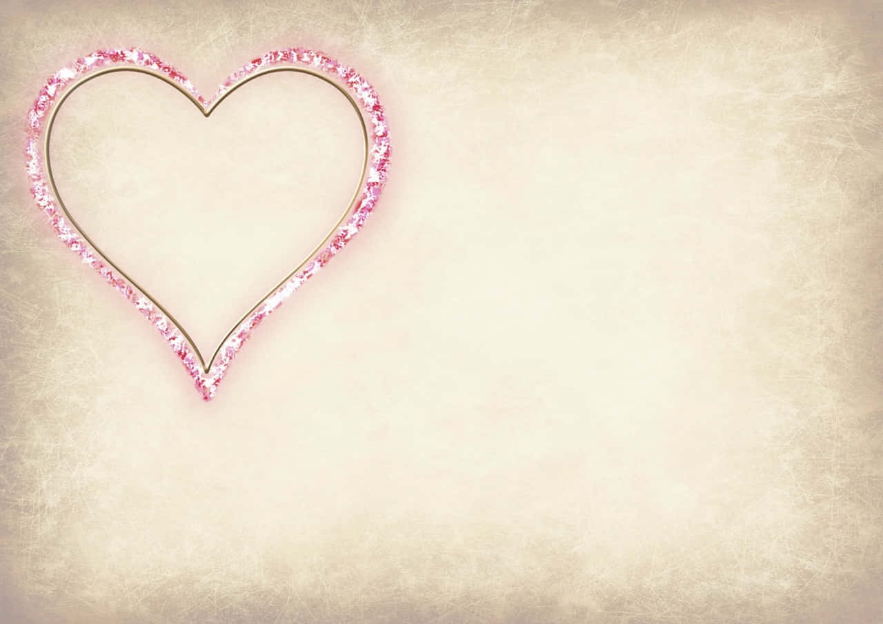 Romantic Love 桌布 壁紙 — 一個精緻的粉紅色閃粉心形輪廓，放置在帶有復古魅力的紋理米色背景上。