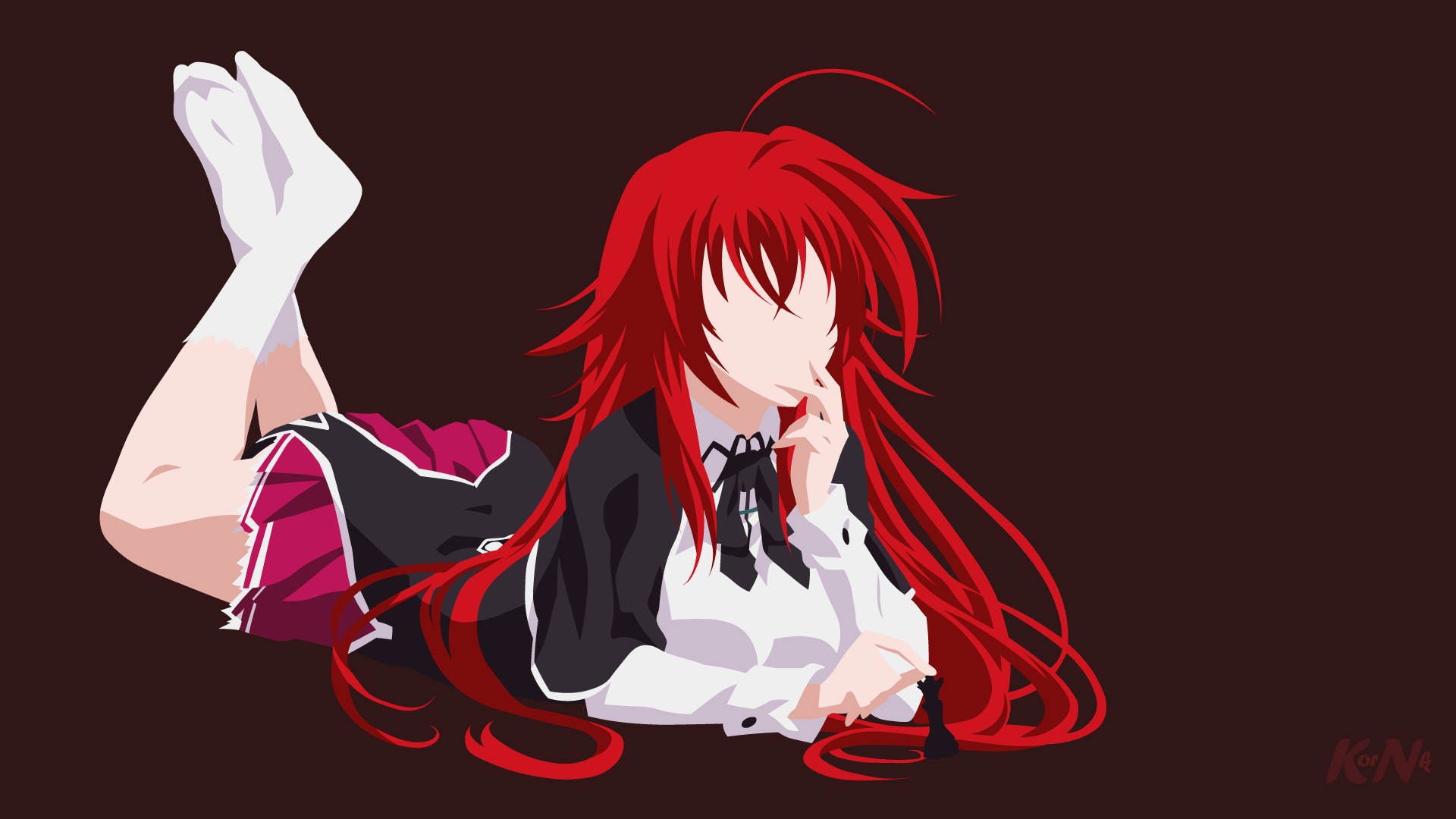 Dxd 桌布 壁紙 — 一個紅髮動漫女孩穿著校服，側躺在深棕色背景上，一條腿抬起，手靠近臉部。
