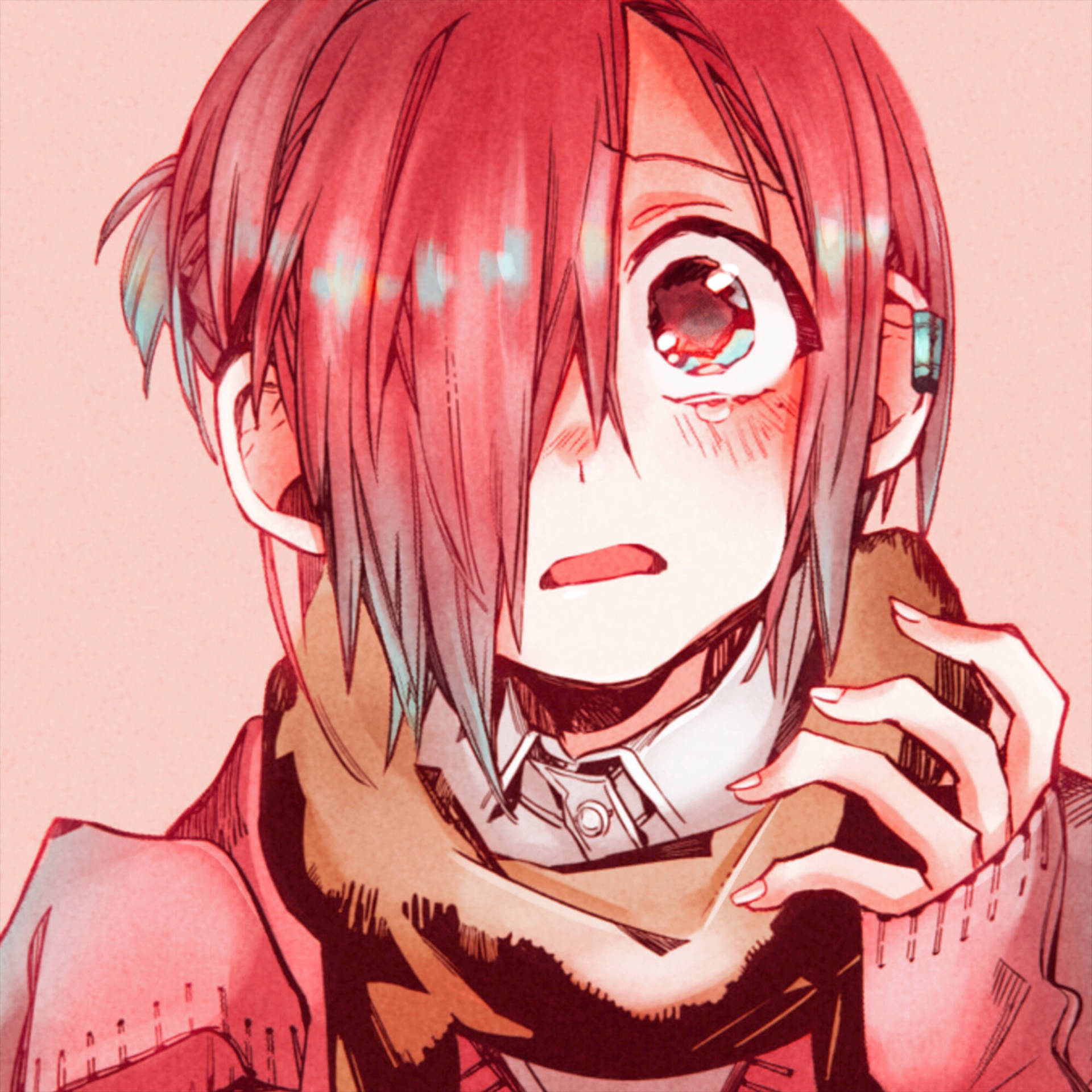 mitsuba sousuke 桌布 壁紙 — 一個紅髮單眼發光的動漫少女特寫，在柔和的粉紅色背景前顯得驚訝。