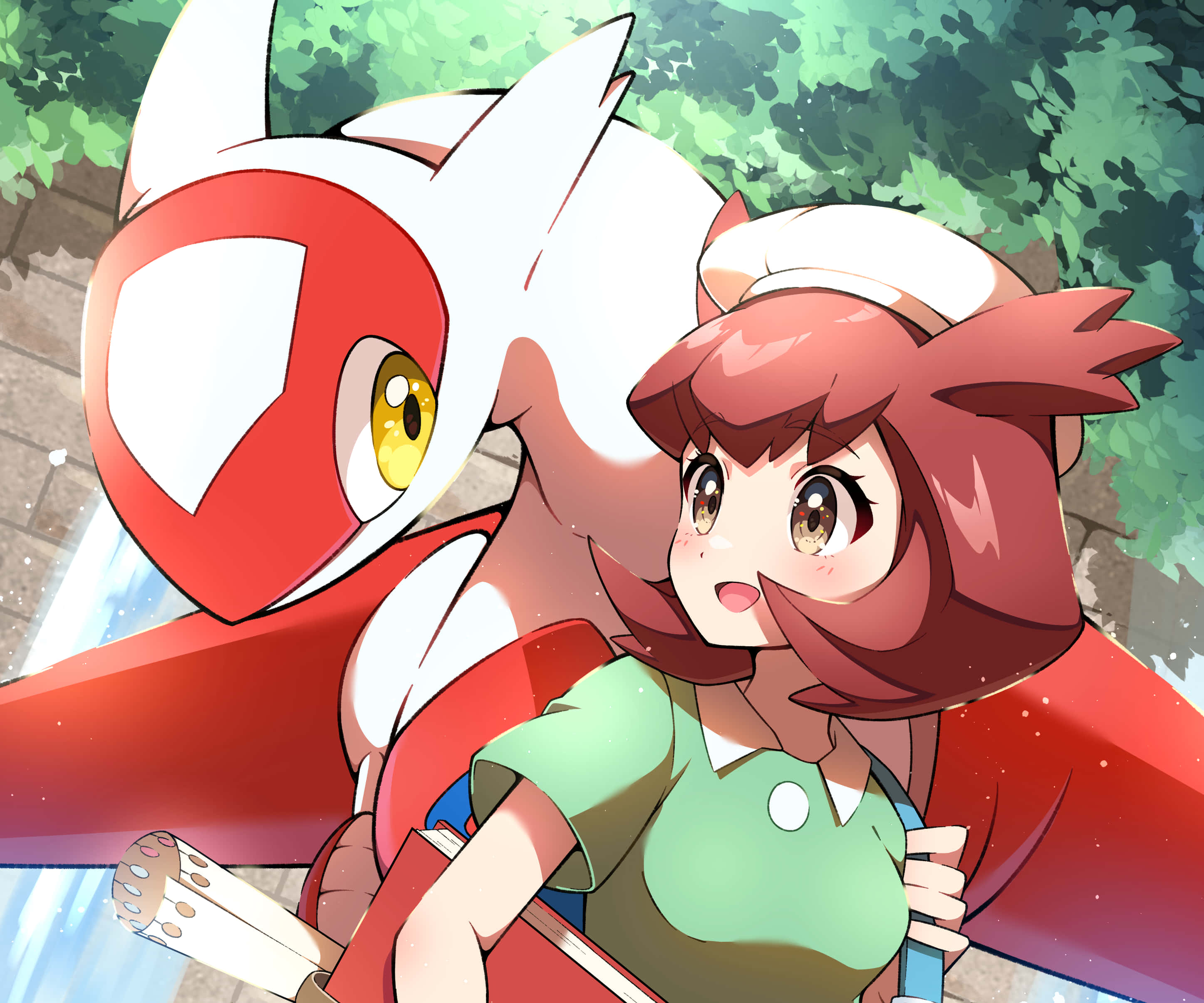 Pokémon 手機 桌布 壁紙 — 一個紅髮的開朗動畫女孩在綠色樹葉中擁抱一隻大型紅白相間、像龍的寶可夢。