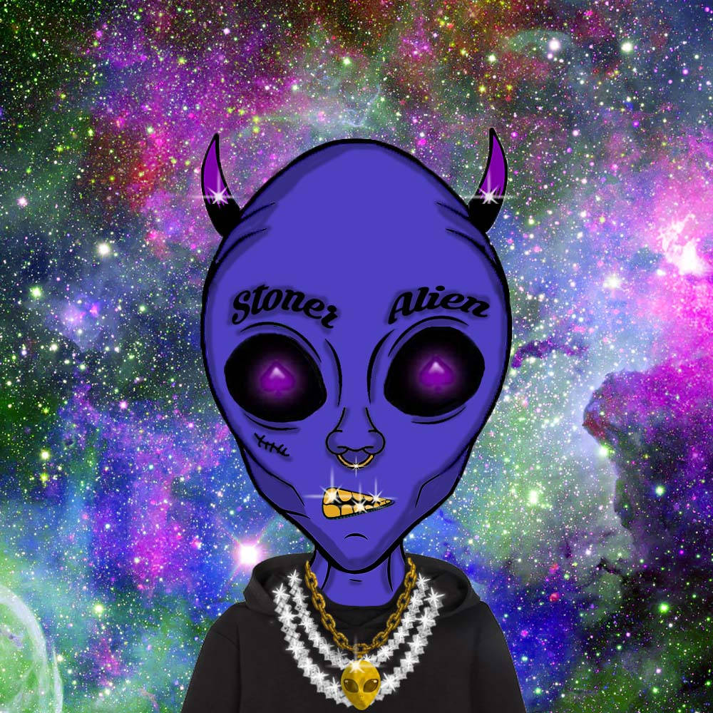 Cartoon 桌布 壁紙 — 一個紫色外星人帶有惡魔角和「Stoner Alien」文字，漂浮在閃爍的宇宙星雲背景上。