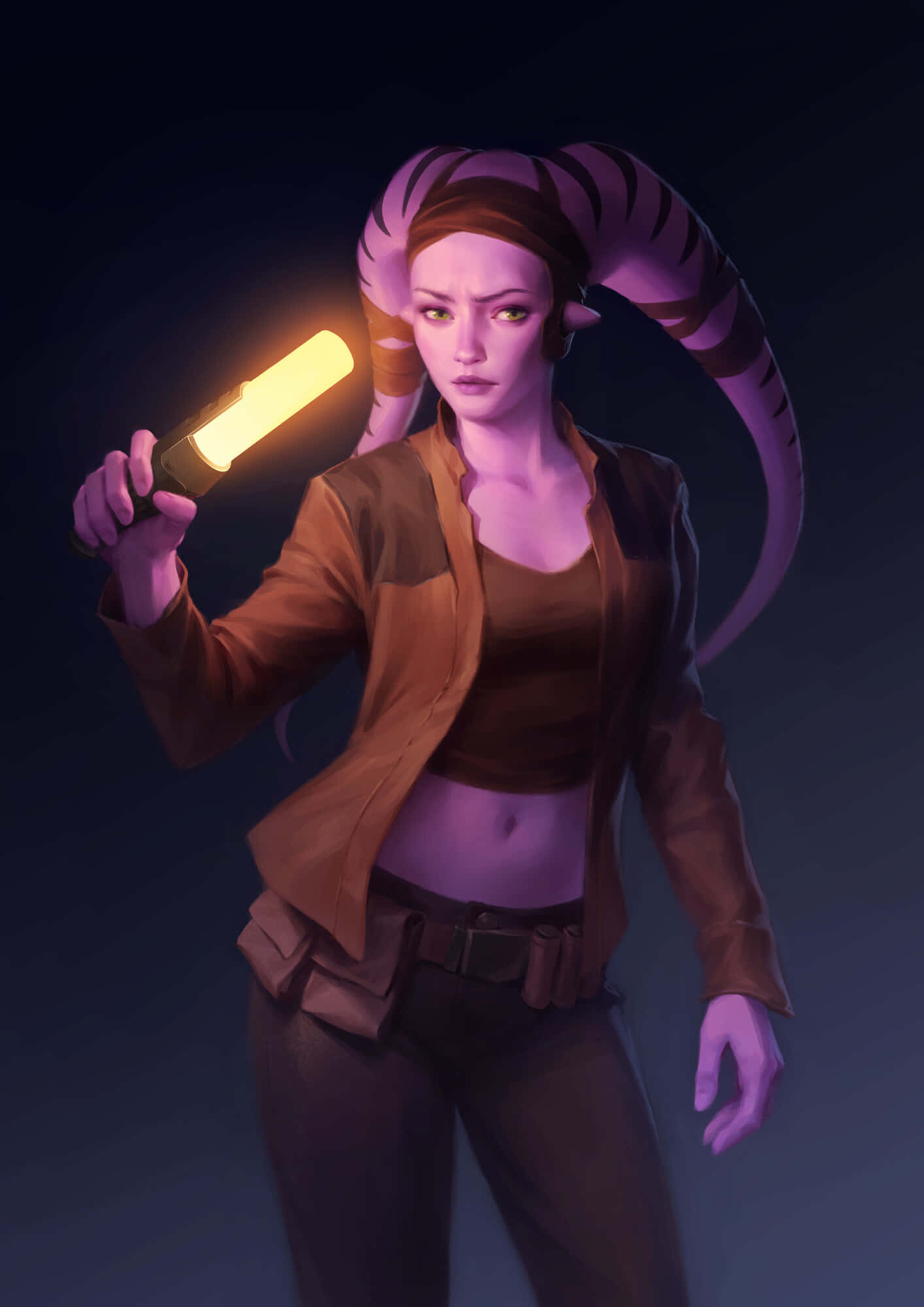 Twi'lek 桌布 壁紙 — 一個紫色皮膚、有條紋角的外星女人在黑暗環境中手持發光的黃色光劍。