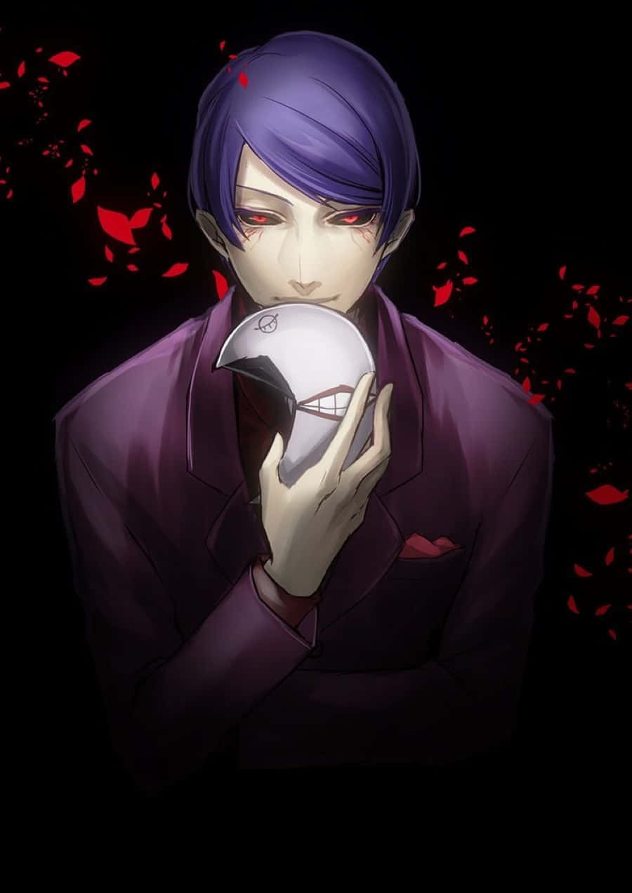 Shuu Tsukiyama 桌布 壁紙 — 一個紫髮紅眼的動漫角色，在黑色背景上漂浮的紅色花瓣中，手持白色頭盔。