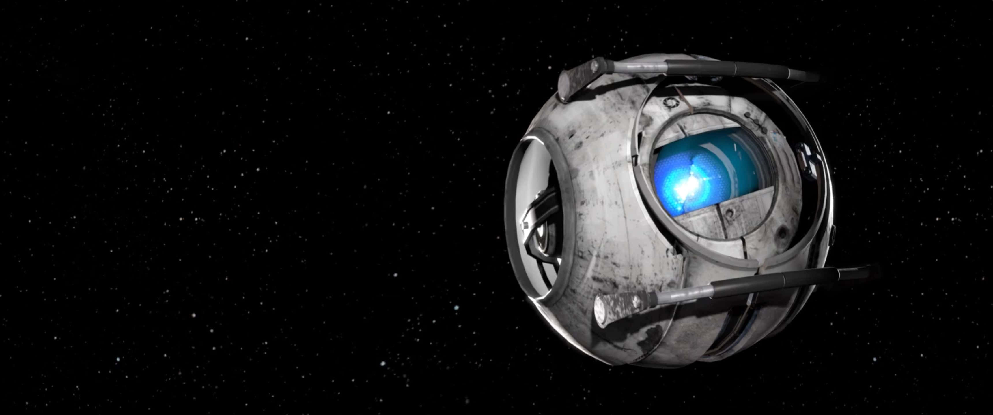 3440x1440p Portal 2 桌布 壁紙 — 一個經風化的球形機器人，帶有發光的藍色核心，在佈滿星星的虛空中漂流。