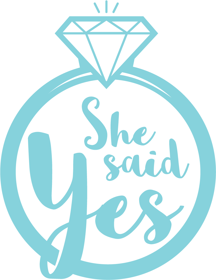 Logo Design 桌布 壁紙 — 一個綠松石訂婚戒指圖案，黑色背景上帶有草書文字「She said Yes」。
