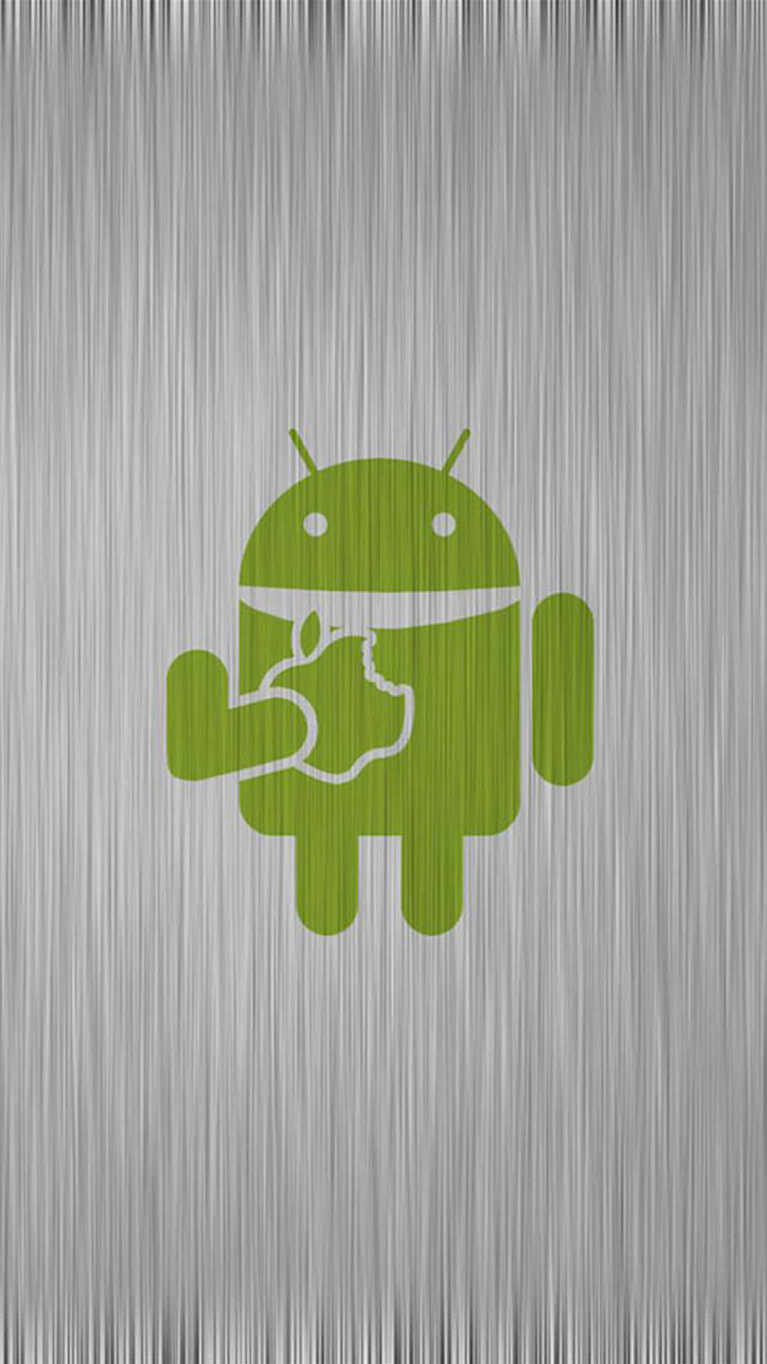桌布 壁紙 — 一個綠色Android吉祥物在拉絲金屬紋理背景上拿著Apple標誌。